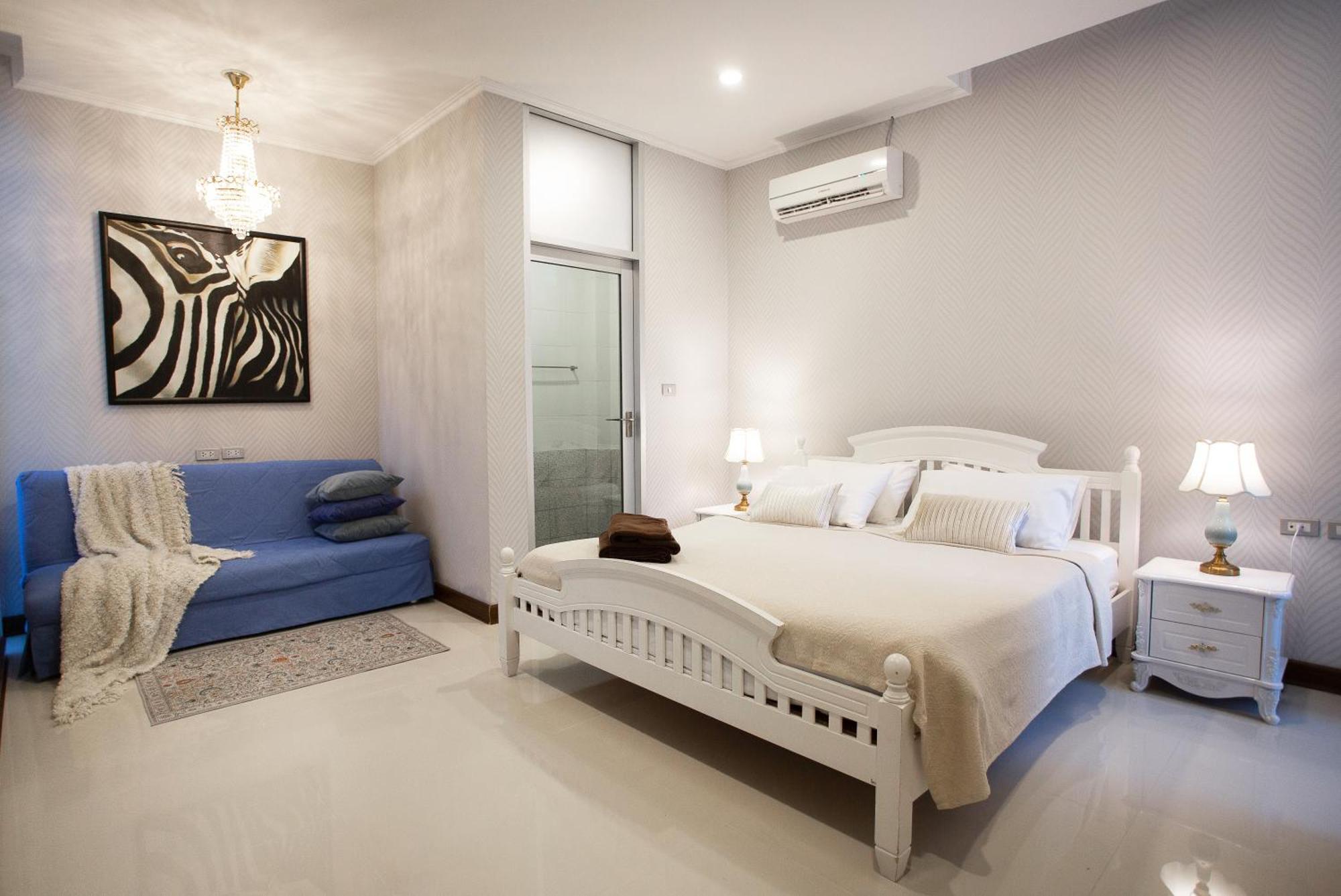 Villa Nagawari Art Maldives Pattaya