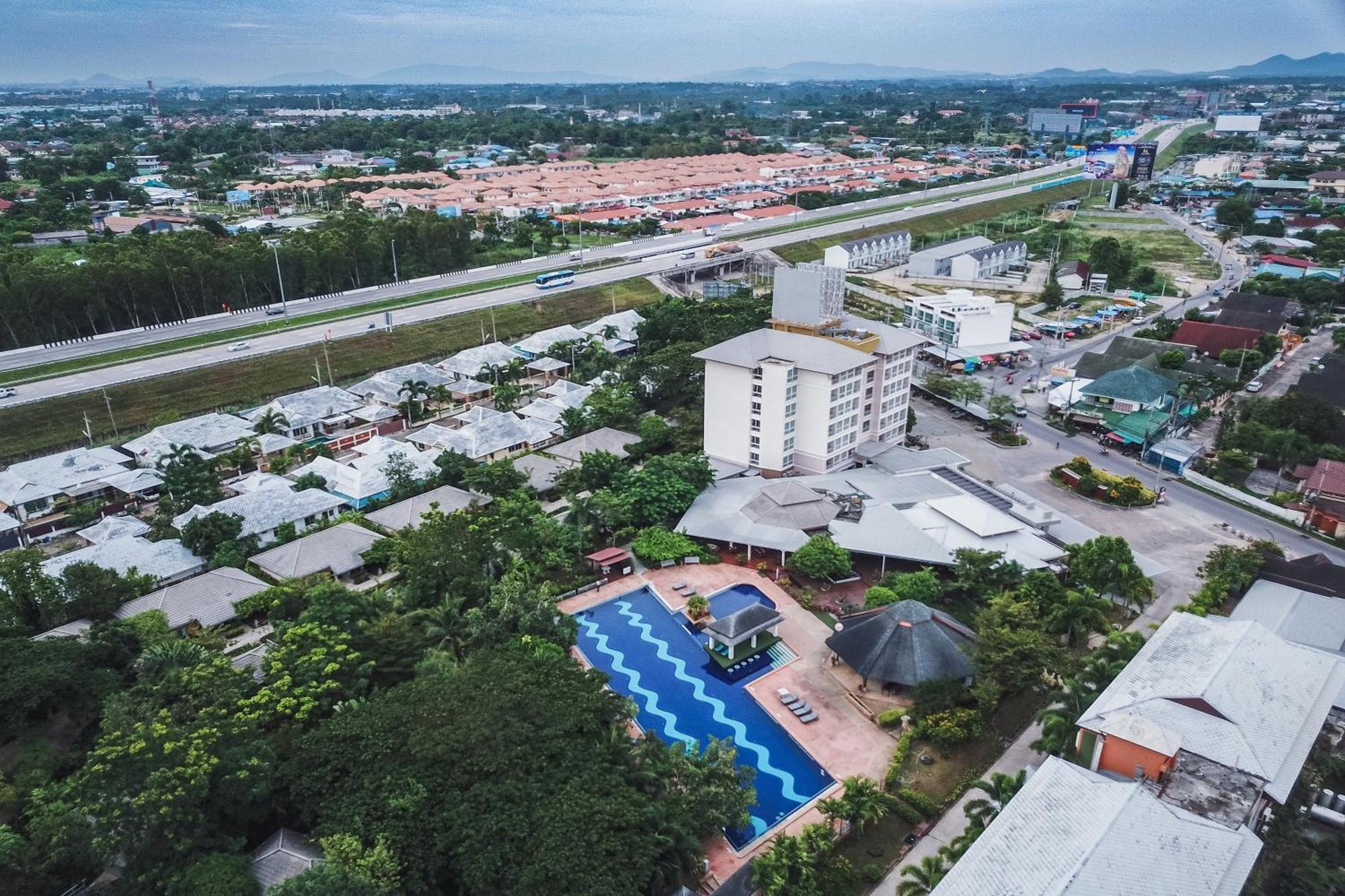 Eastiny & Hotel Nong Prue