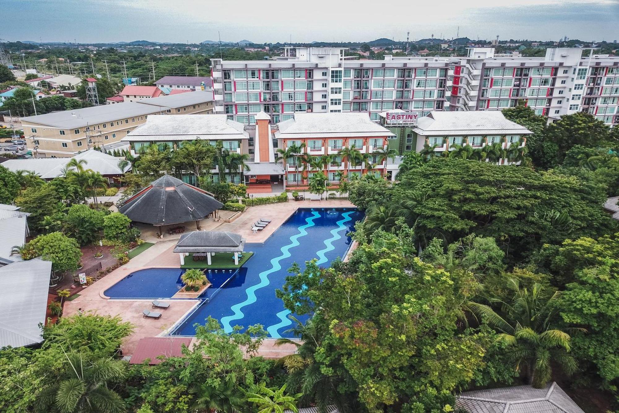 Eastiny & 4* Nong Prue