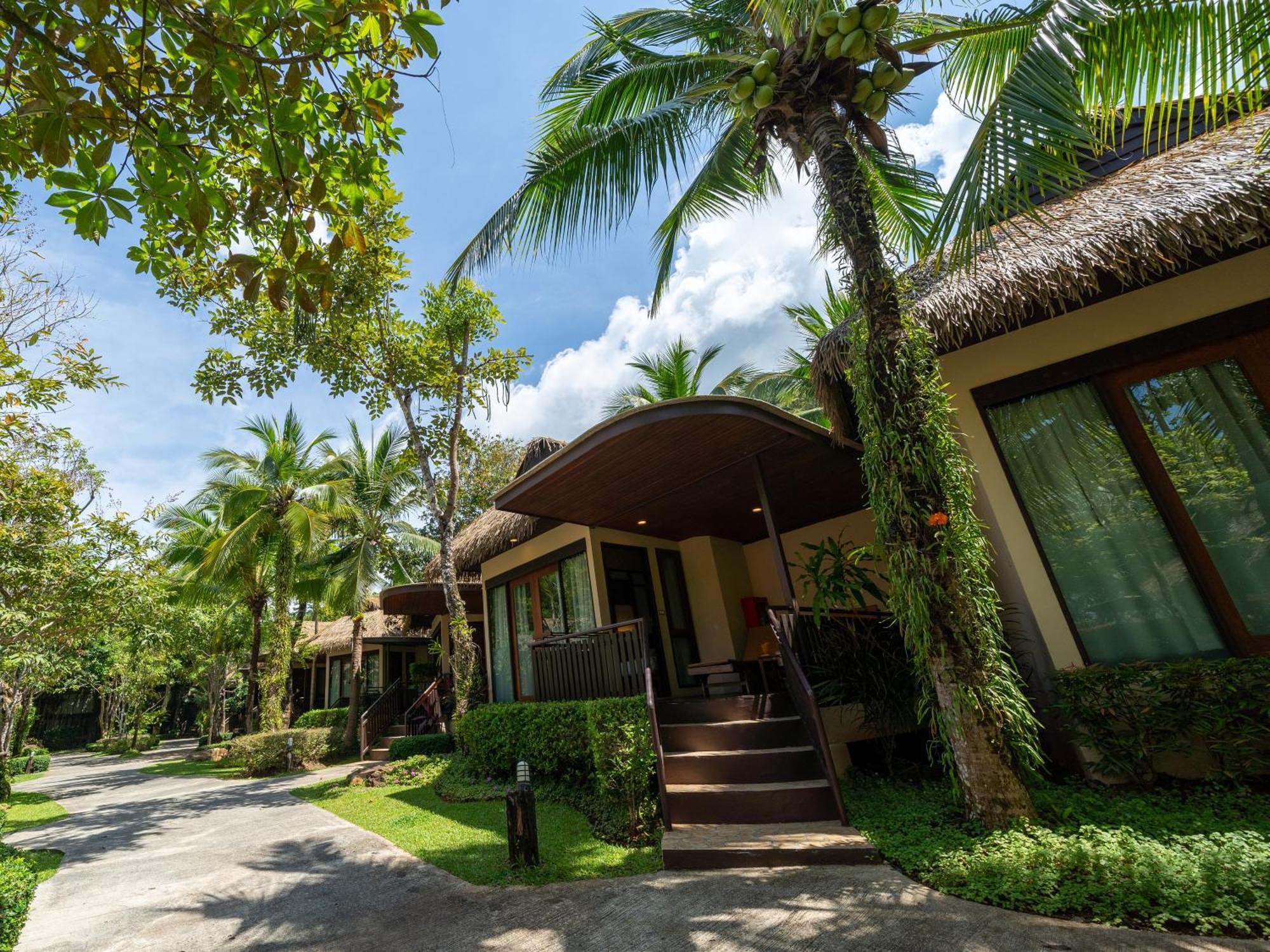 Tup Kaek Sunset Resort-sha Tub Kaek Beach