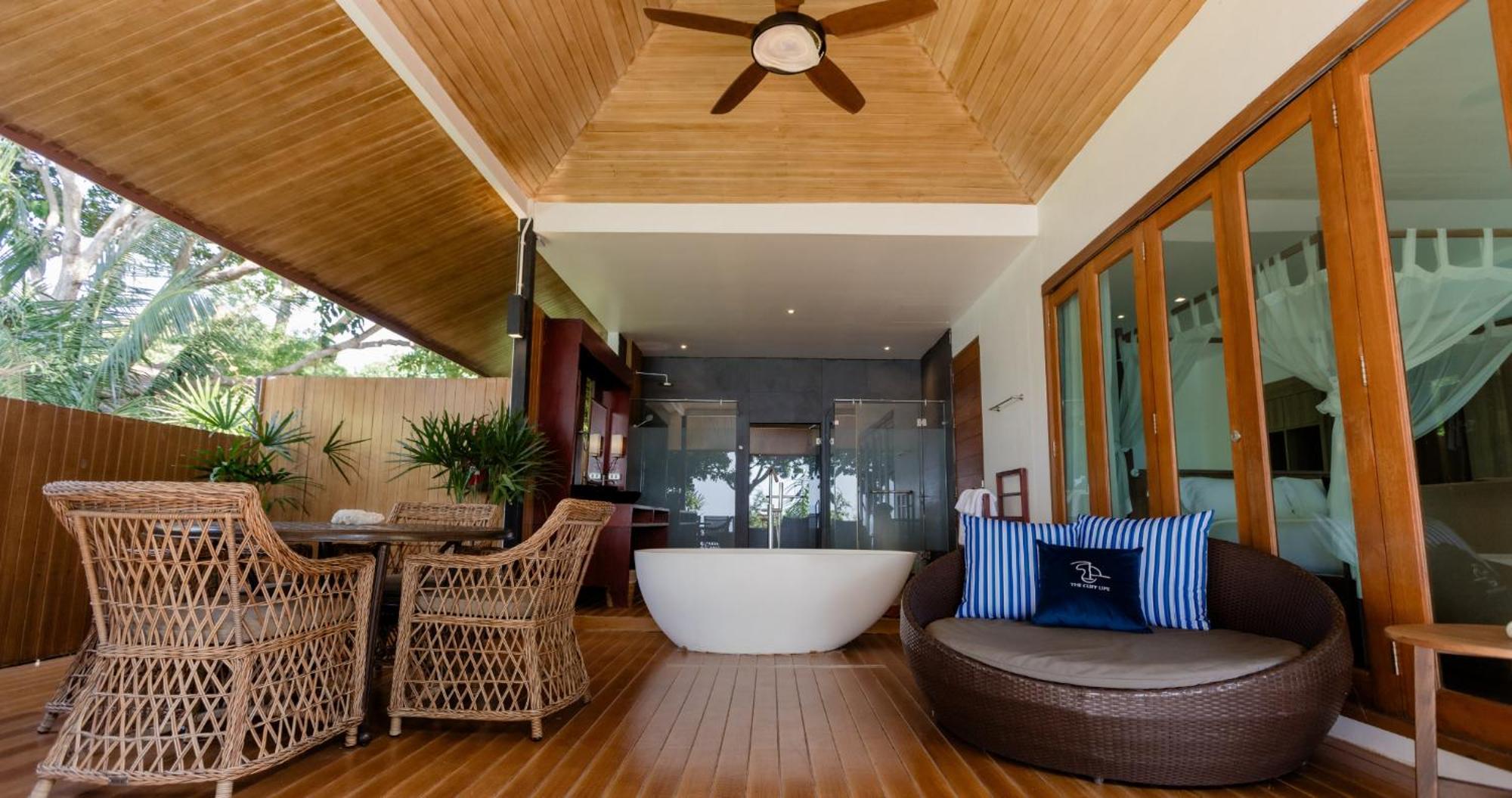 Resort The Cliff 4*