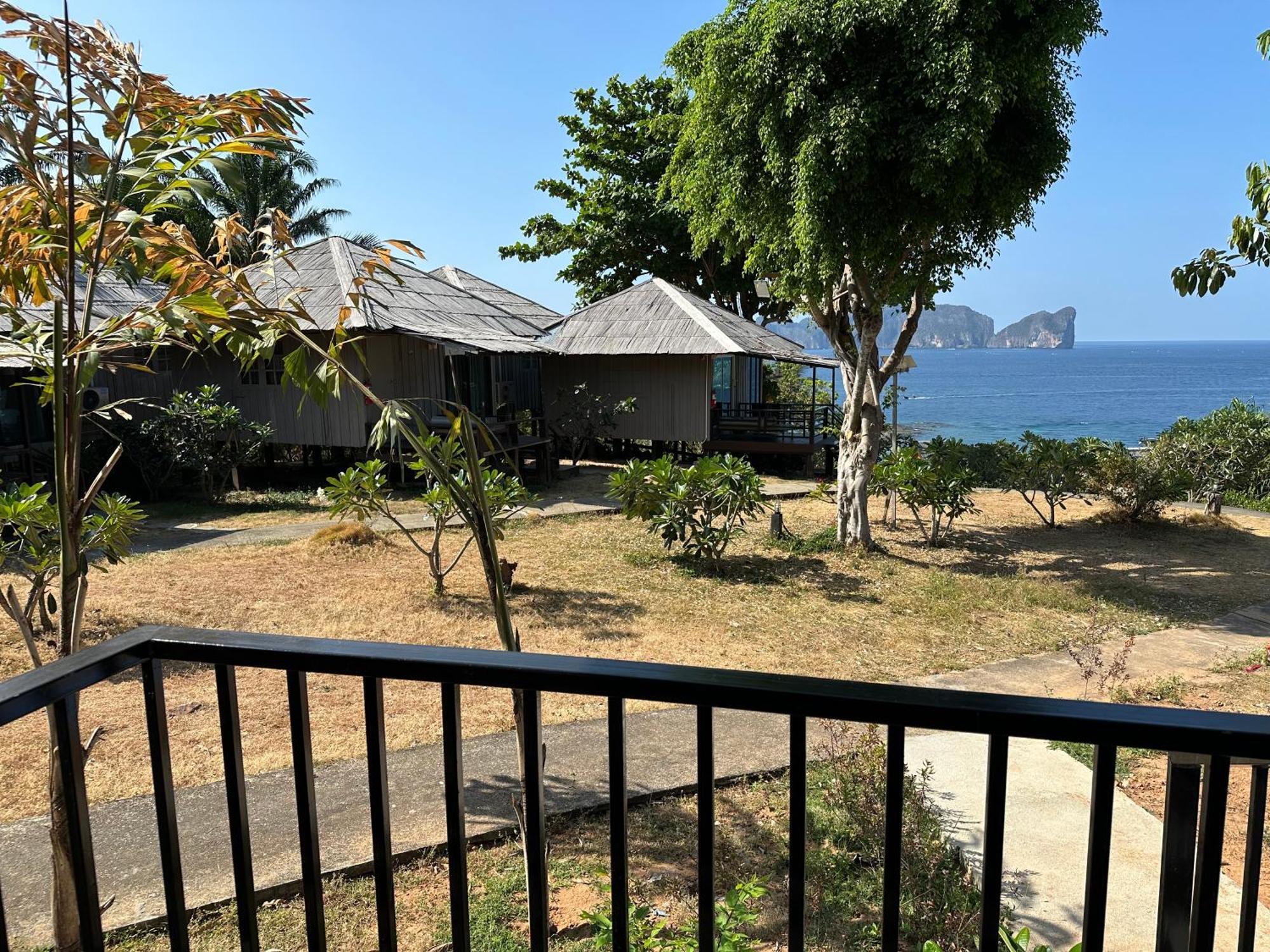 Hip Seaview @ 3* Phi Phi Don