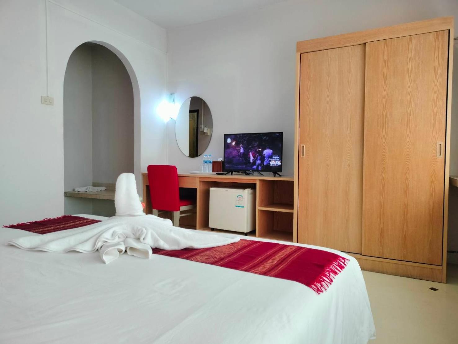 Hotel S2s Queen Trang