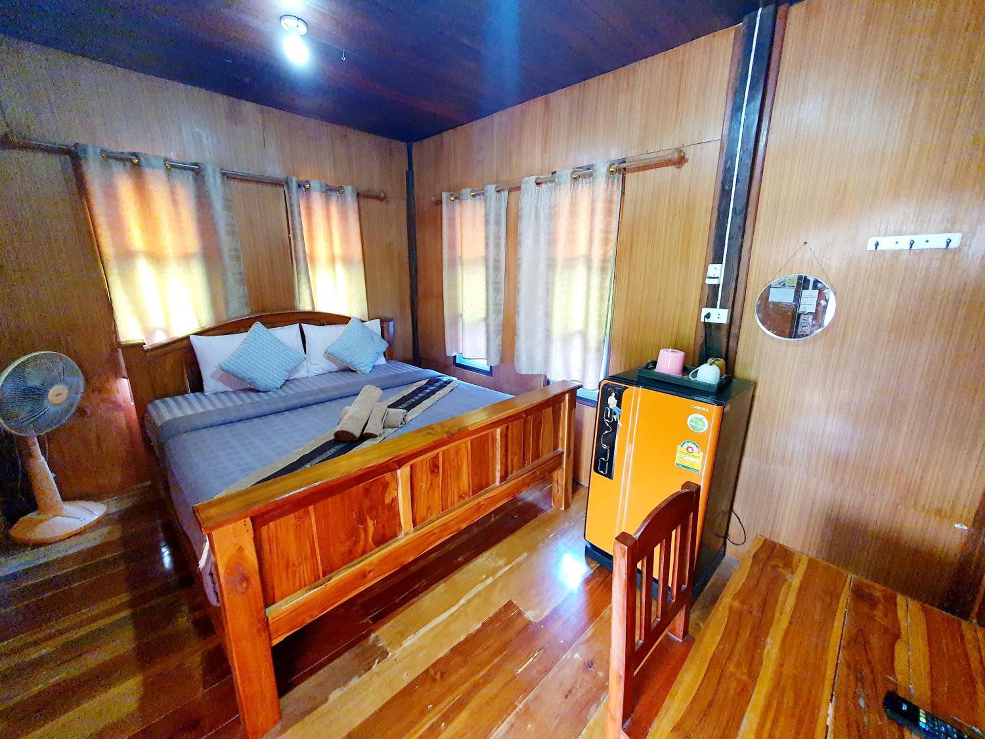 Ktt And Motorbike & Bicycle For Rents 2* Sukhothai