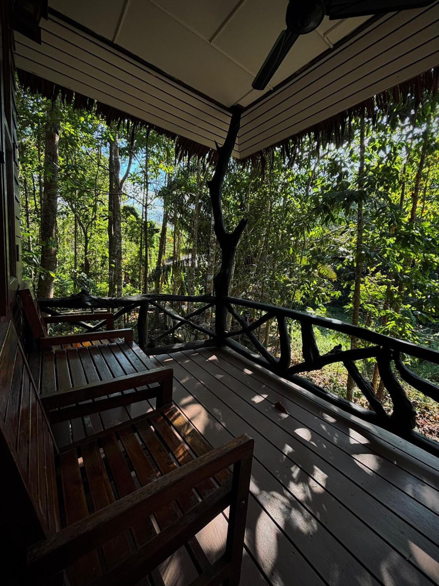 Khao Sok Paradise Resort 3*