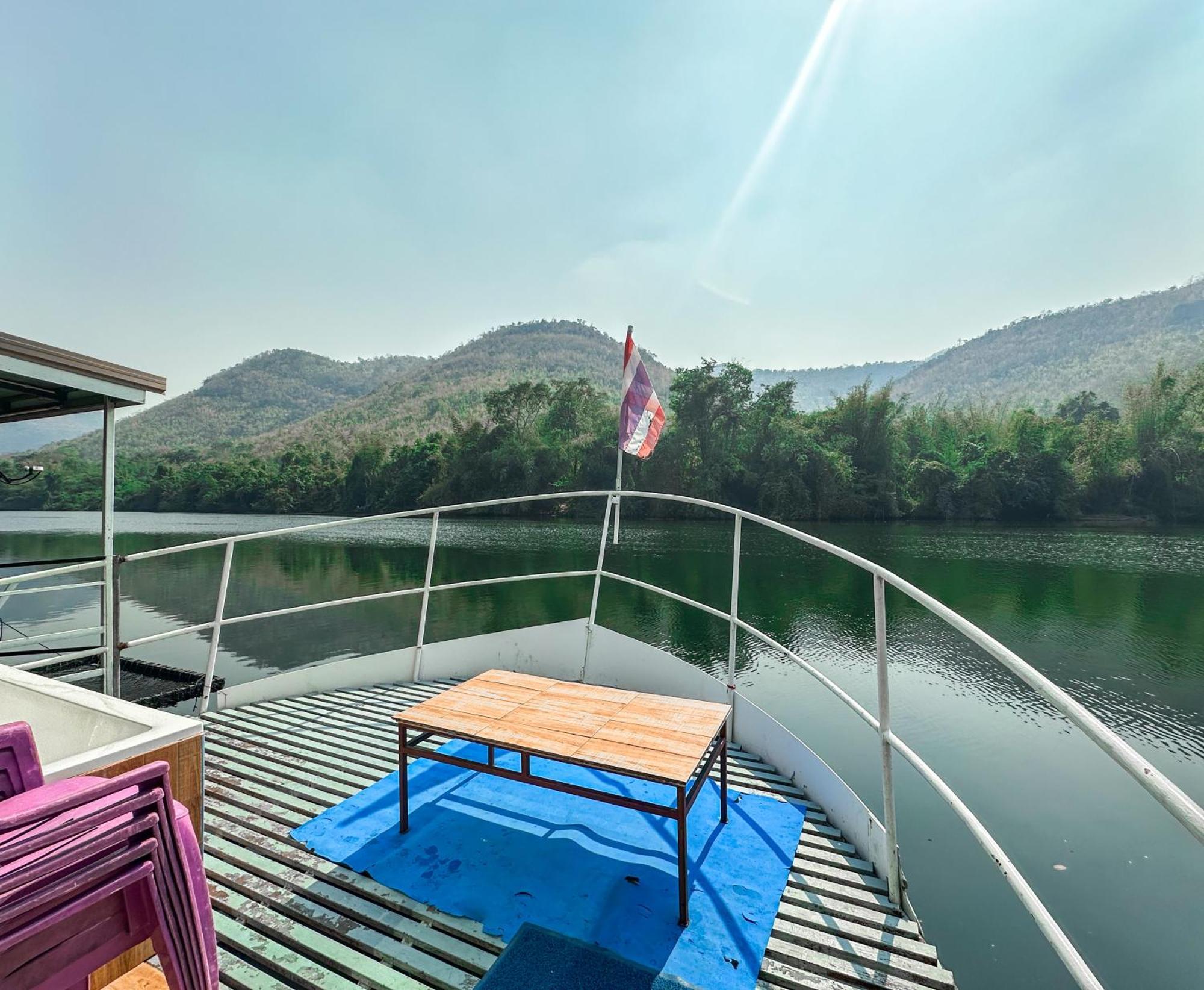 ชอว์ งาทอง รีสอร์ต Chor Ngar Thong Erawan Resort Kanchanaburi