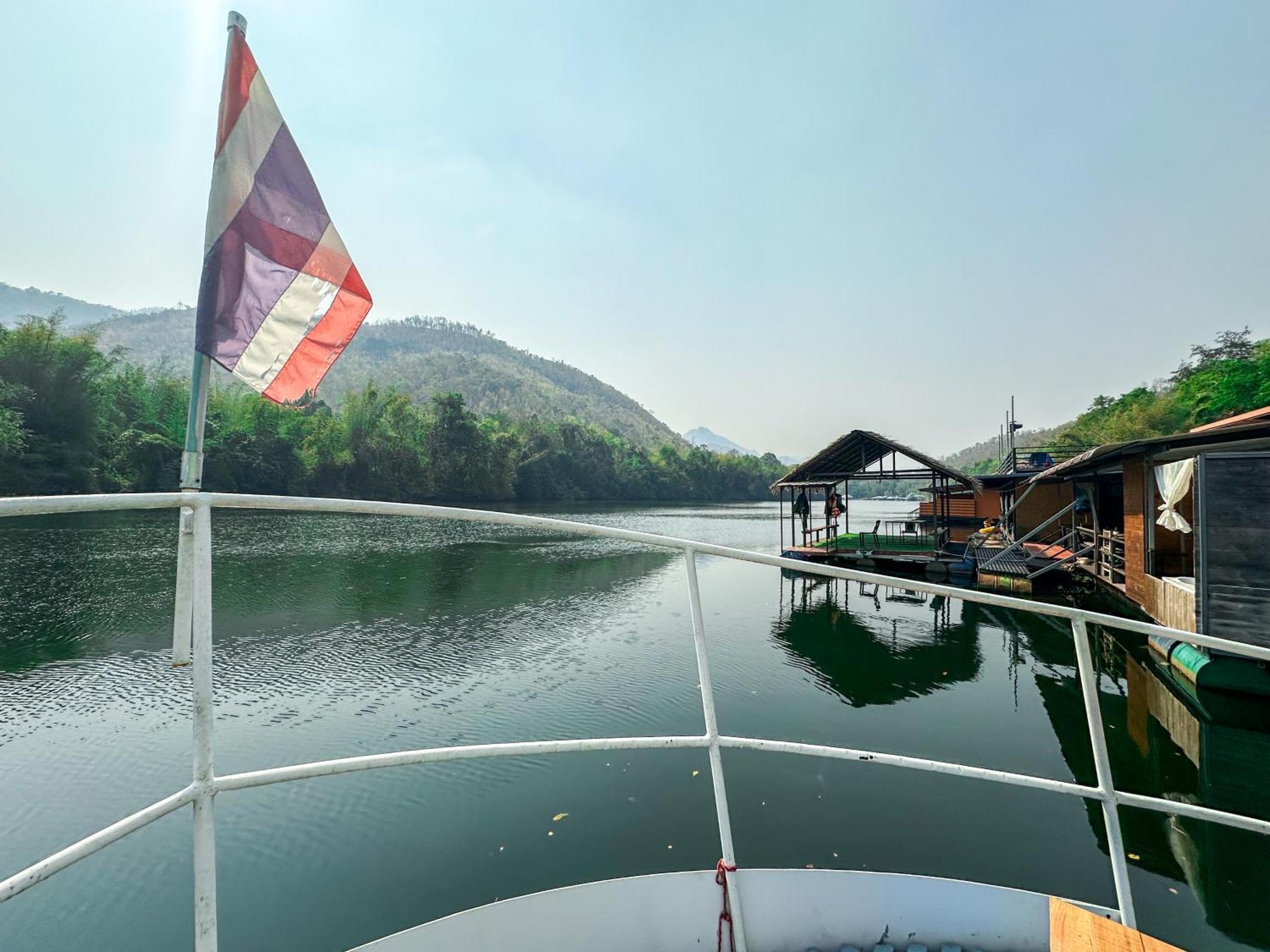 Resort ชอว์ งาทอง รีสอร์ต Chor Ngar Thong Erawan
