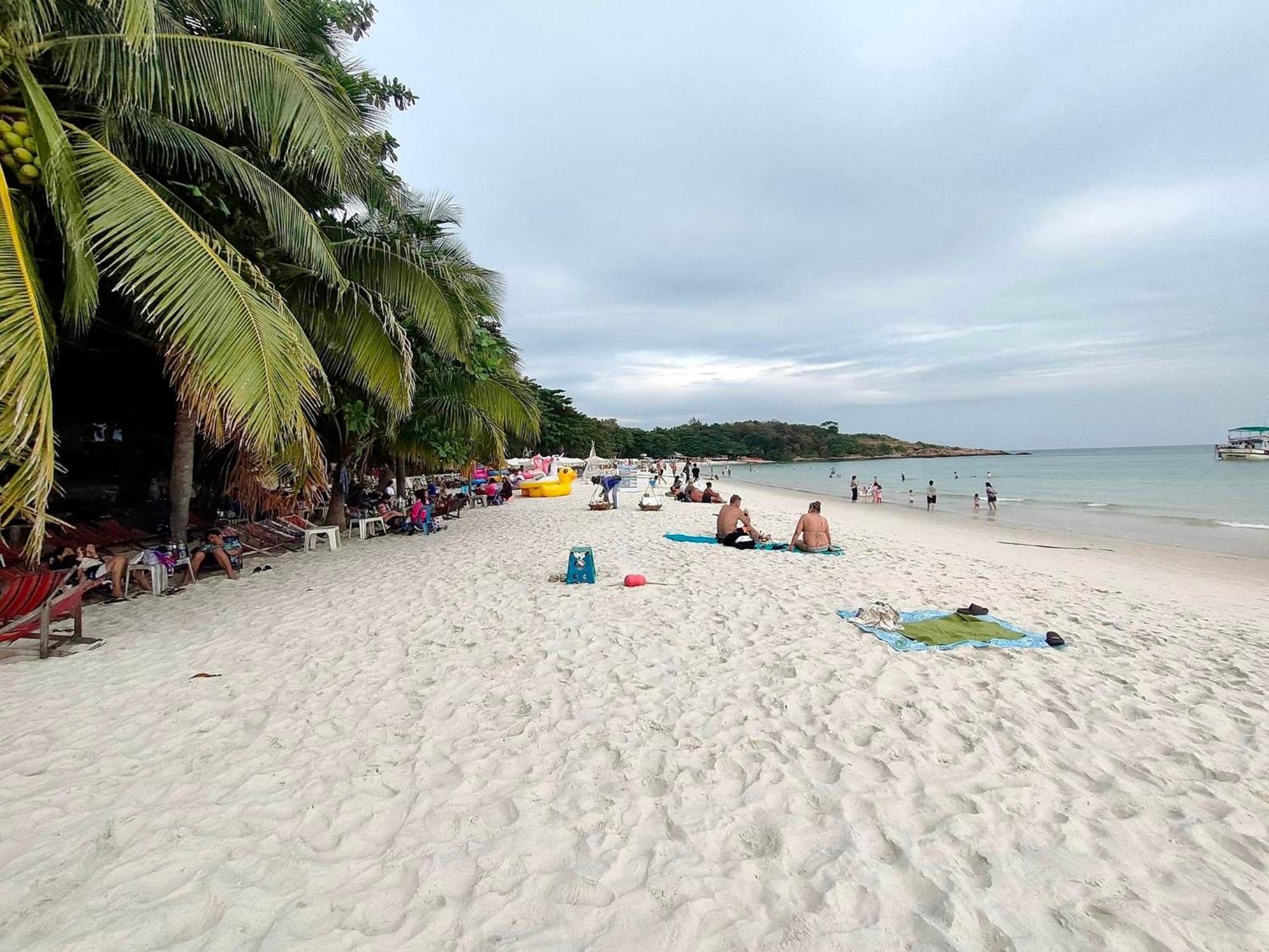 Resort Samed Sea *