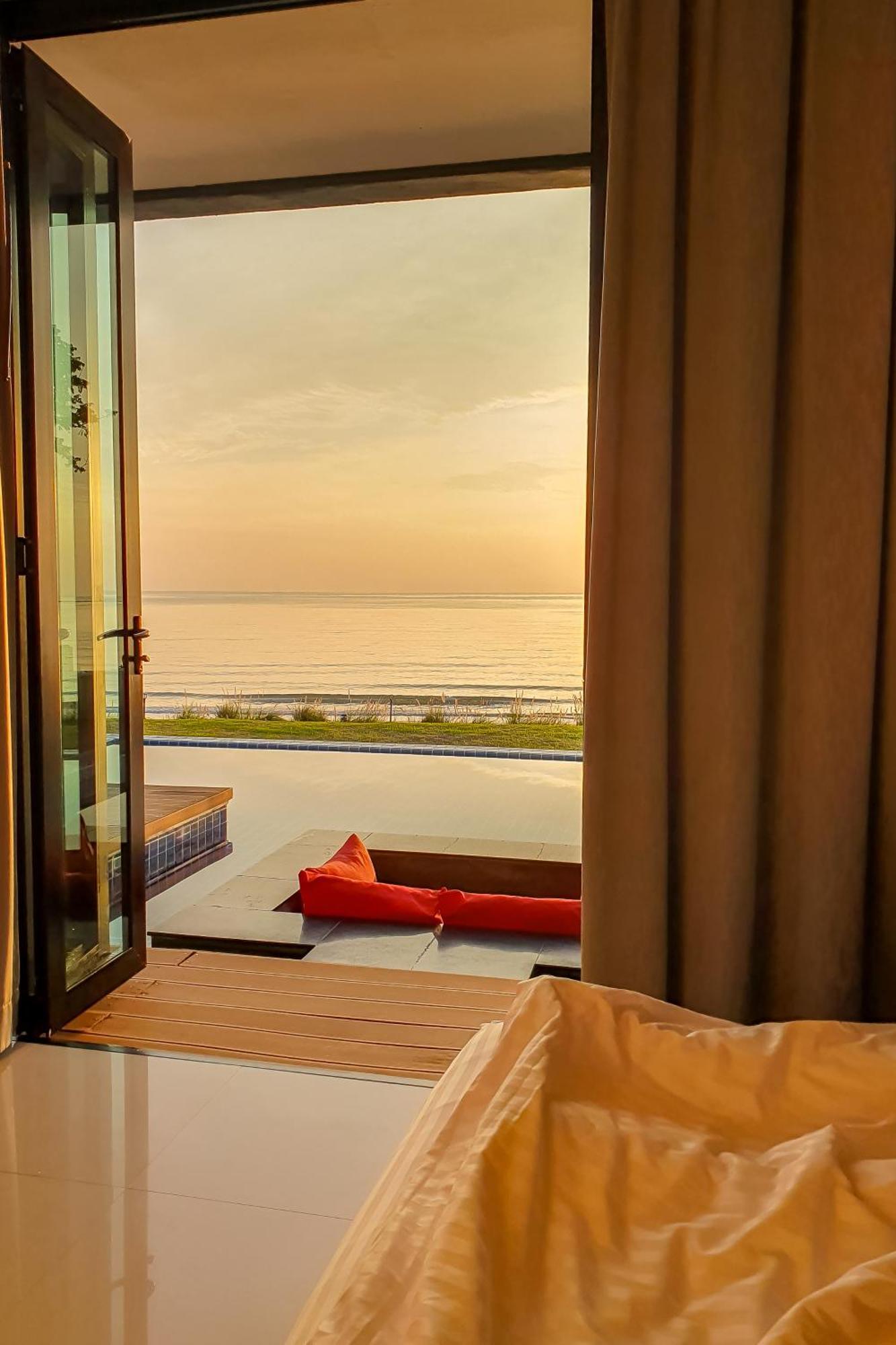 Sunshine Paradise Ban Krut (Prachuap Khiri Khan)