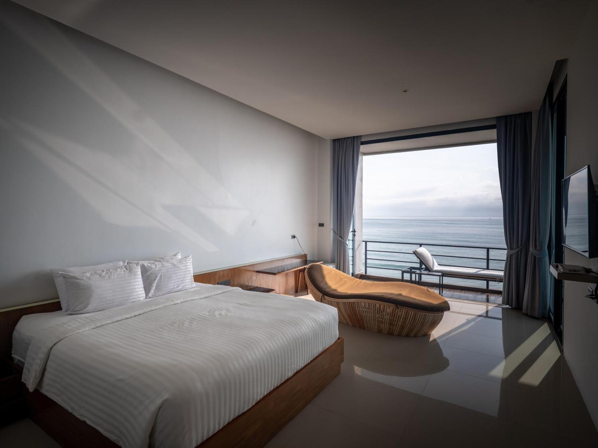 Sunshine Paradise Ban Krut (Prachuap Khiri Khan)