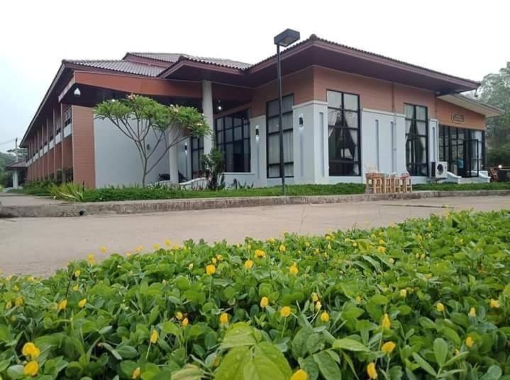 Lodge The Thai Elephant Conservation Center