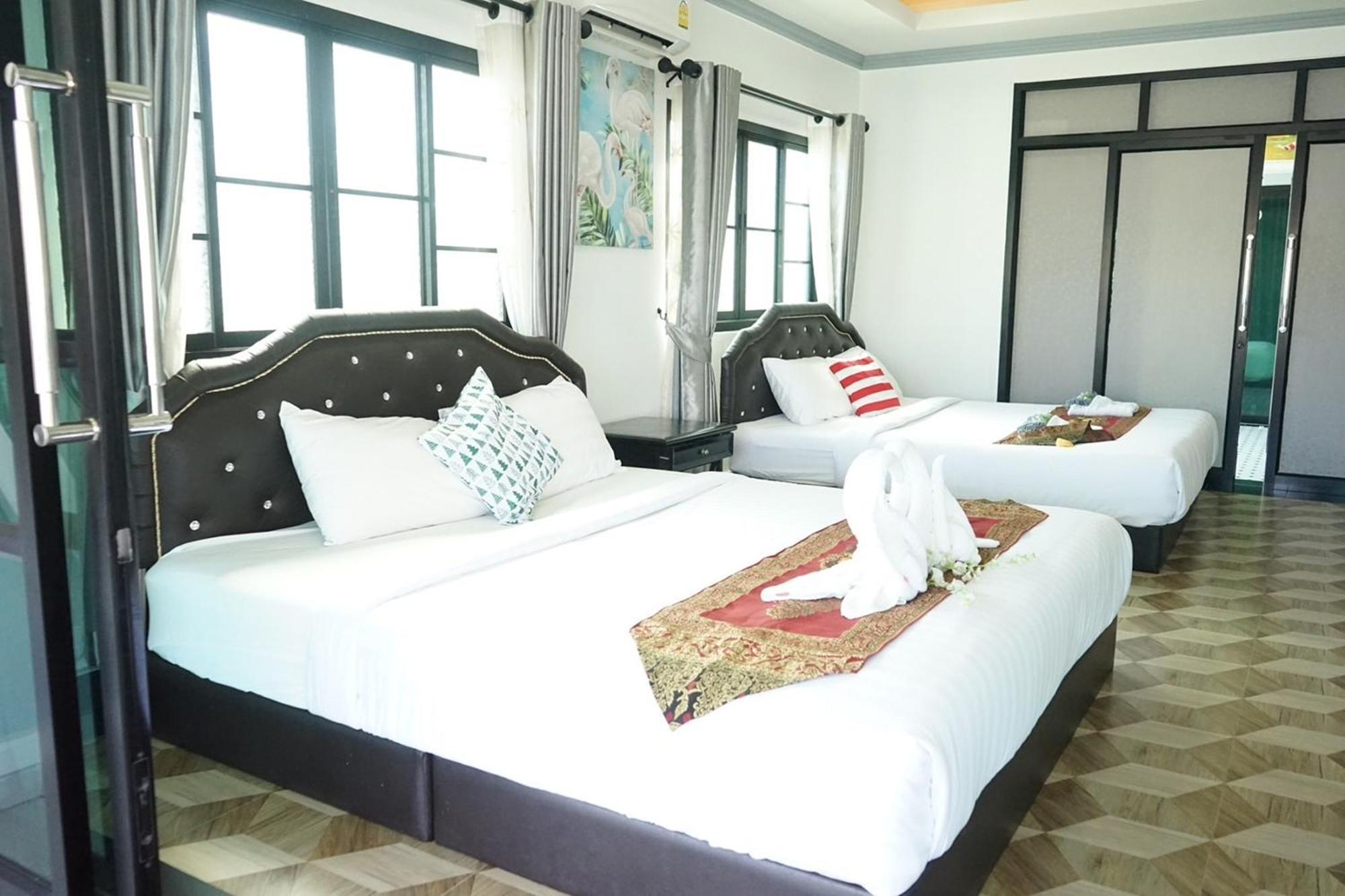 Chaiyai River Front Hotel Sichon