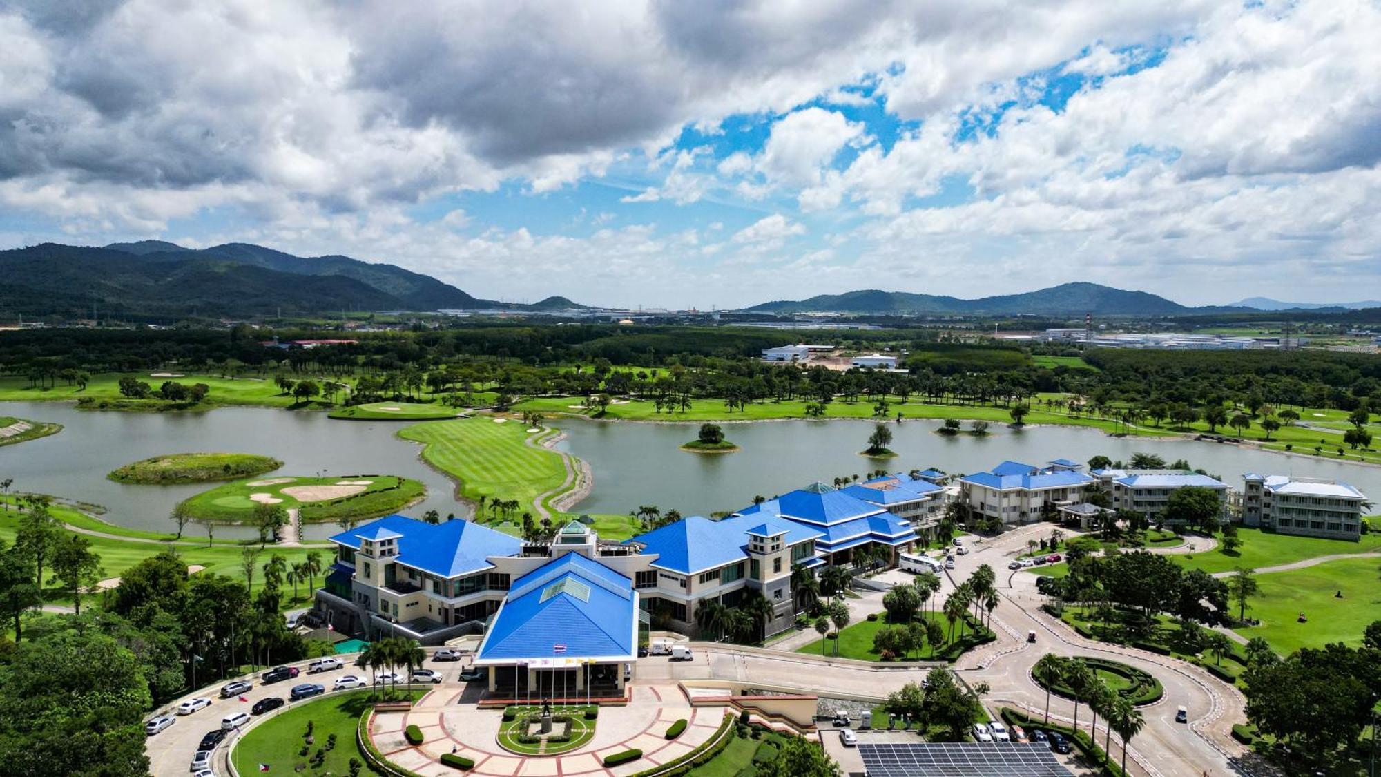 Pattana Sports 4*