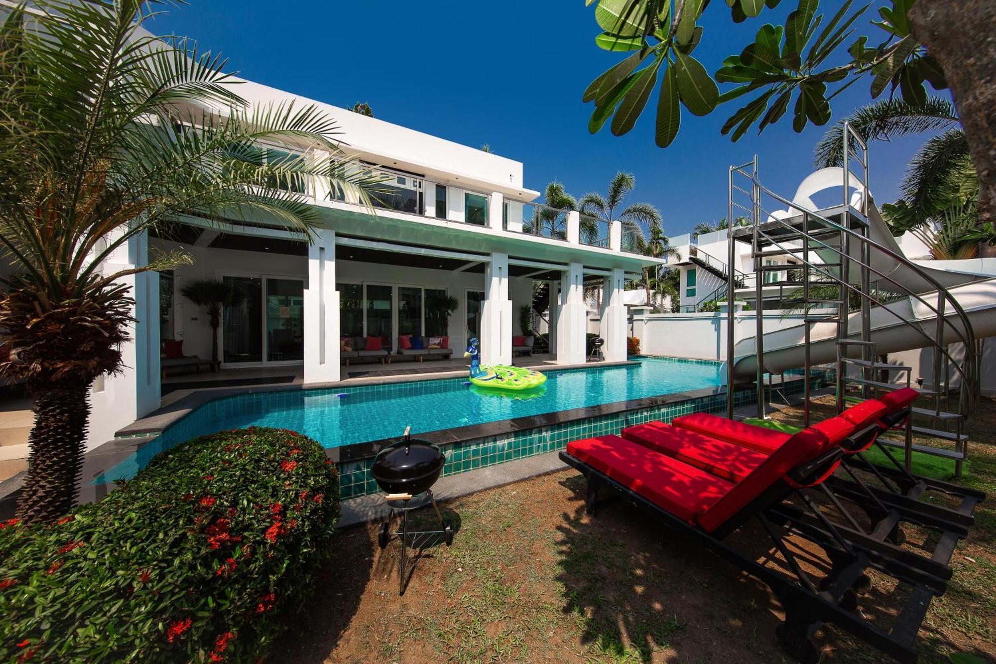 In Pattaya Villa