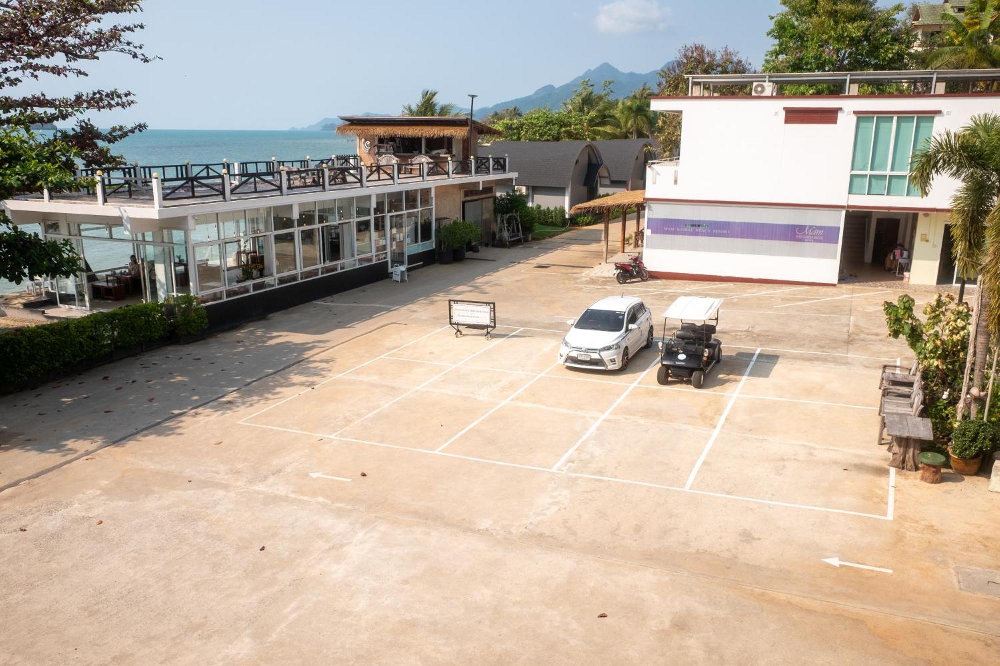 Mam Kaibae Hotel 3*