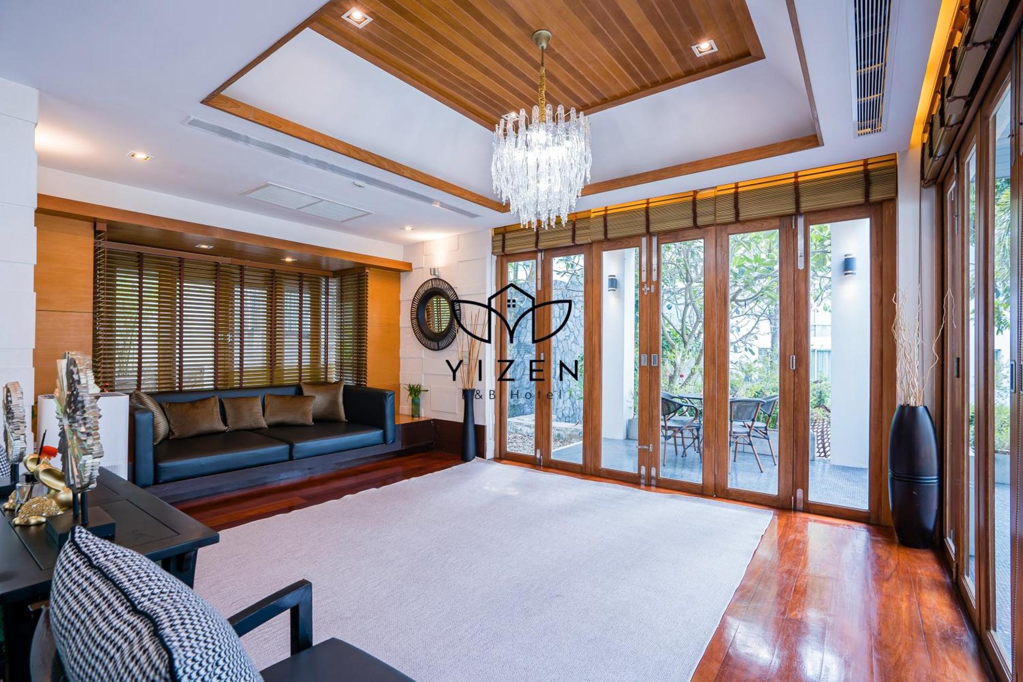 Yizen Beachfront Seaview Pattaya
