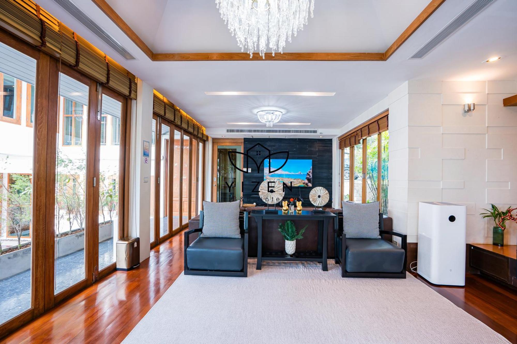 Villa Yizen Beachfront Seaview