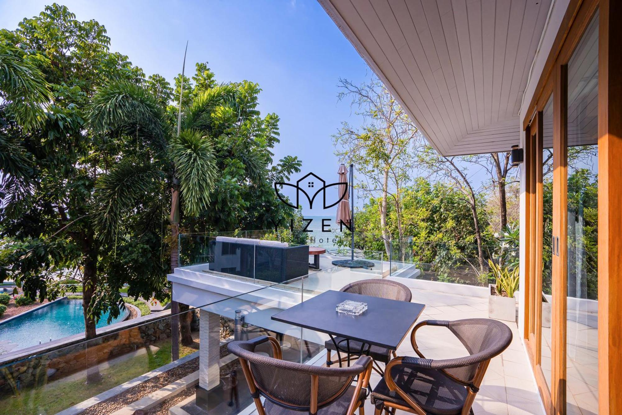 Yizen Beachfront Seaview