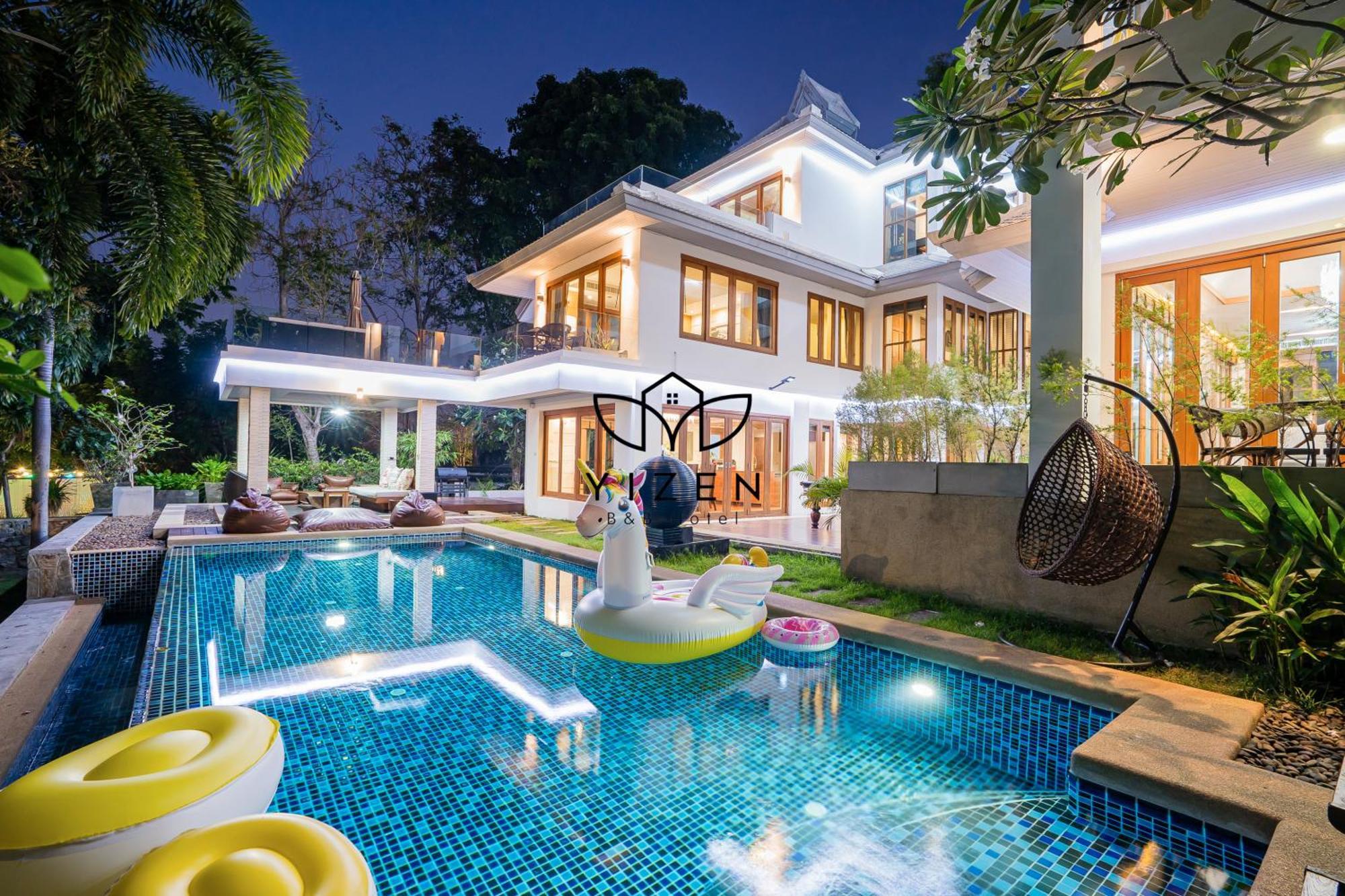 Yizen Beachfront Seaview