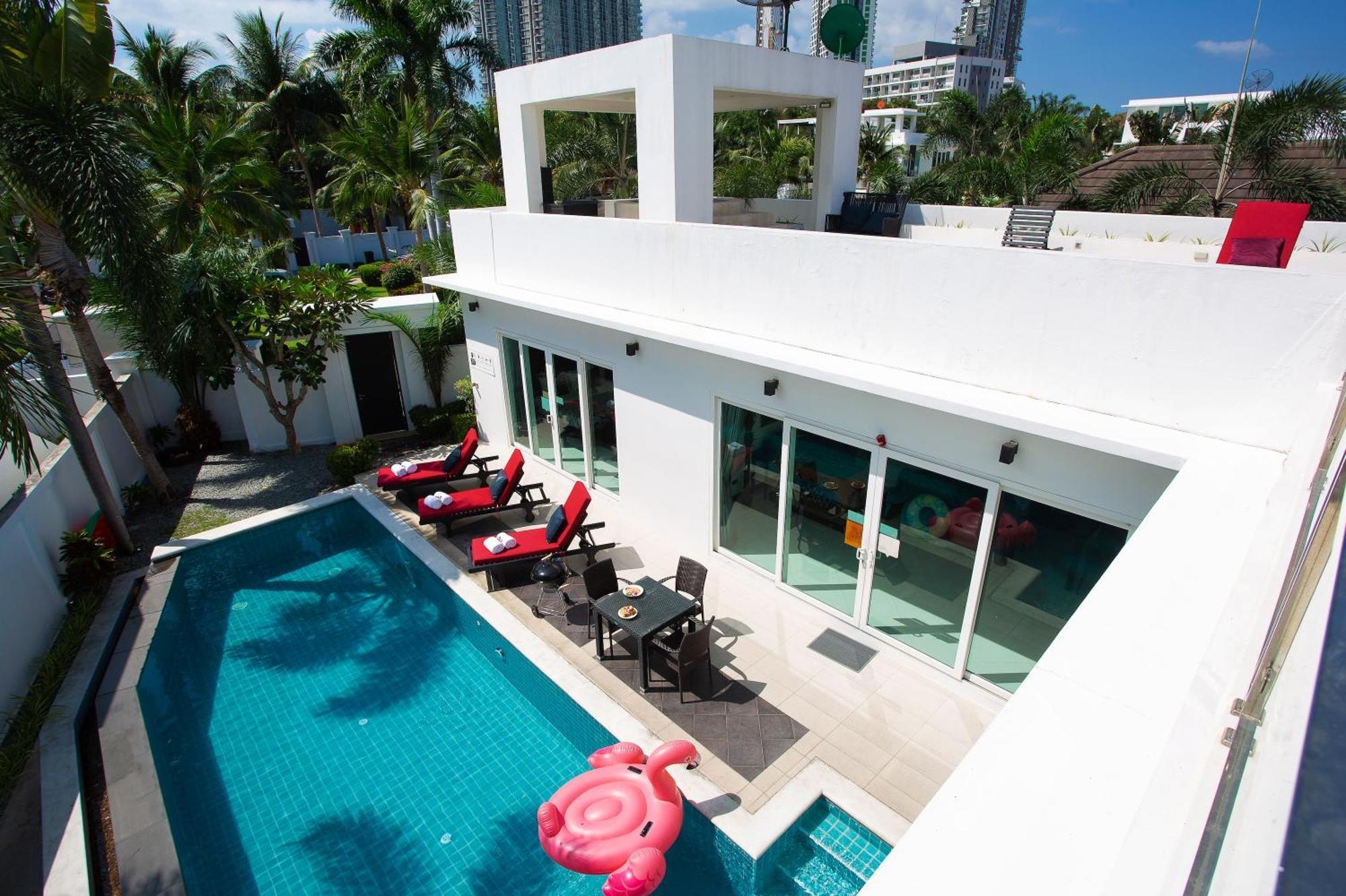Premium Pool Villa Pattaya *