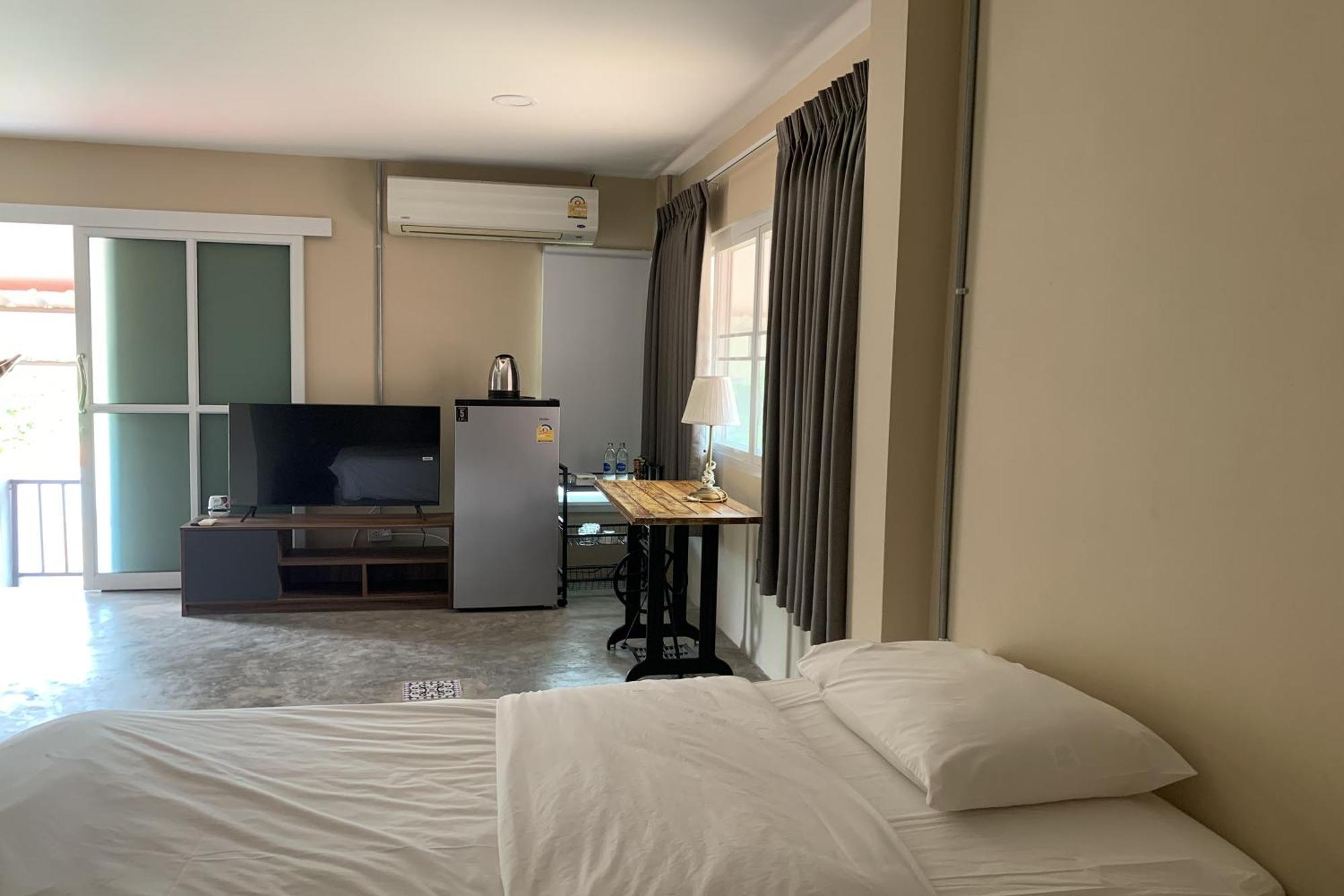 Hotel Busaya & Cuisine