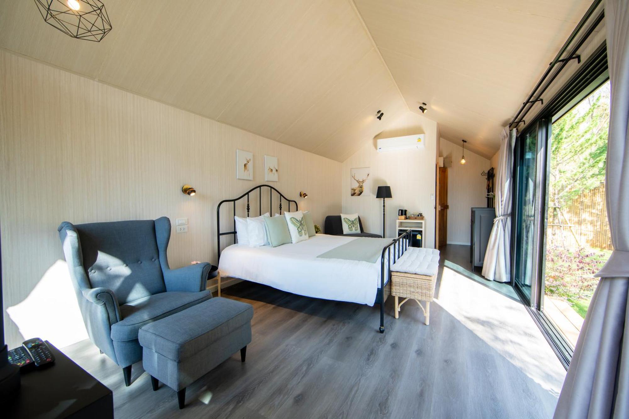Thara Dara Khaoyai 4*