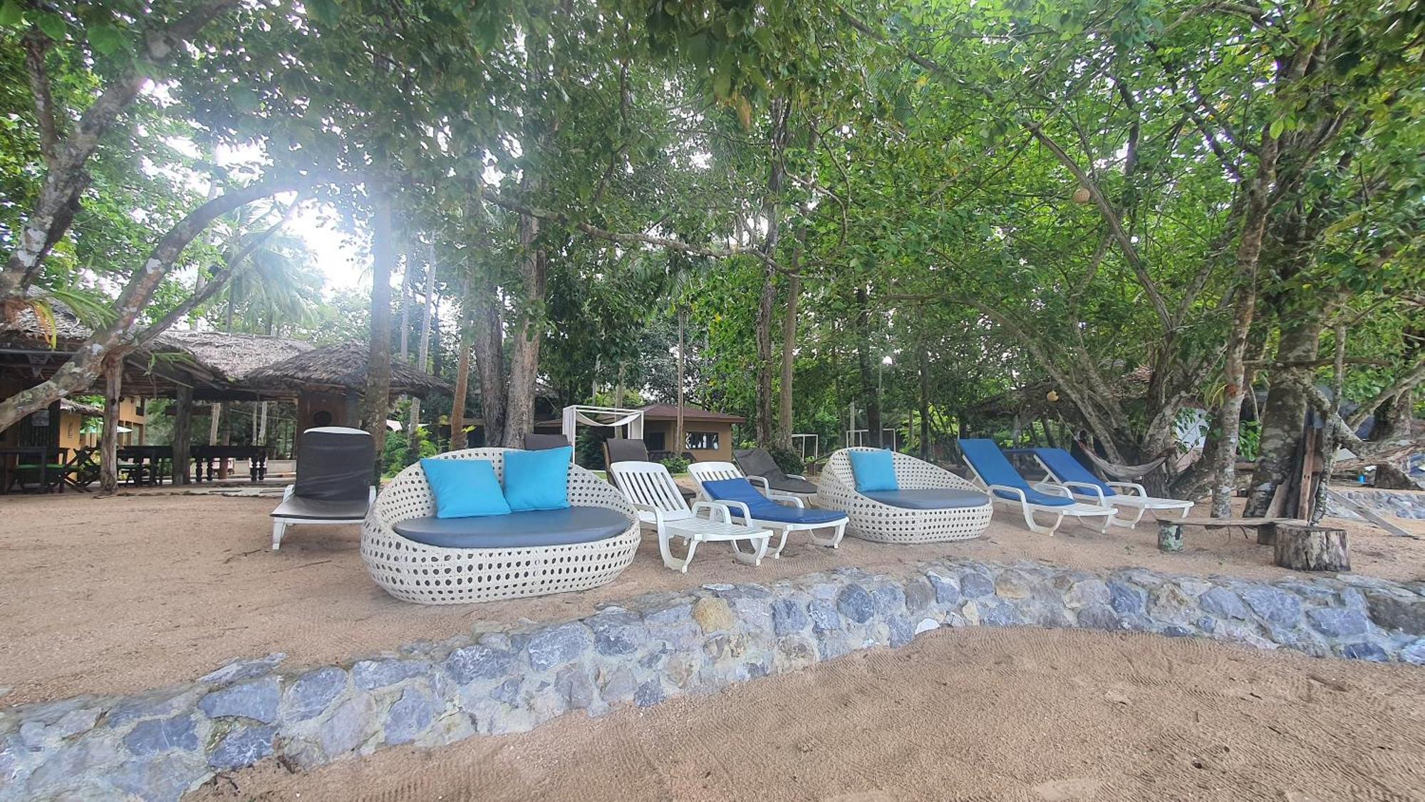 Melina Front Resort 4*