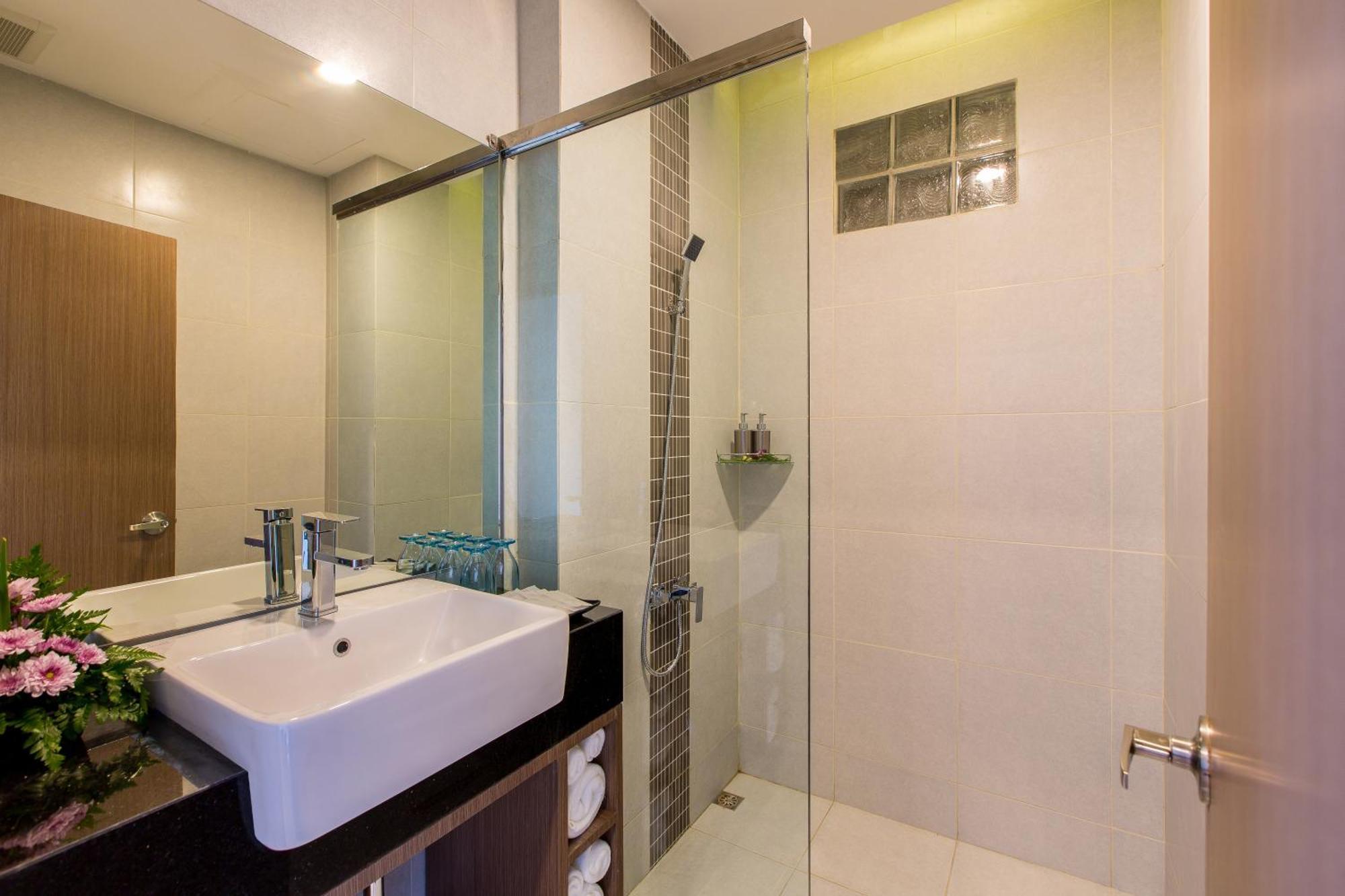 Glow Krabi 4*