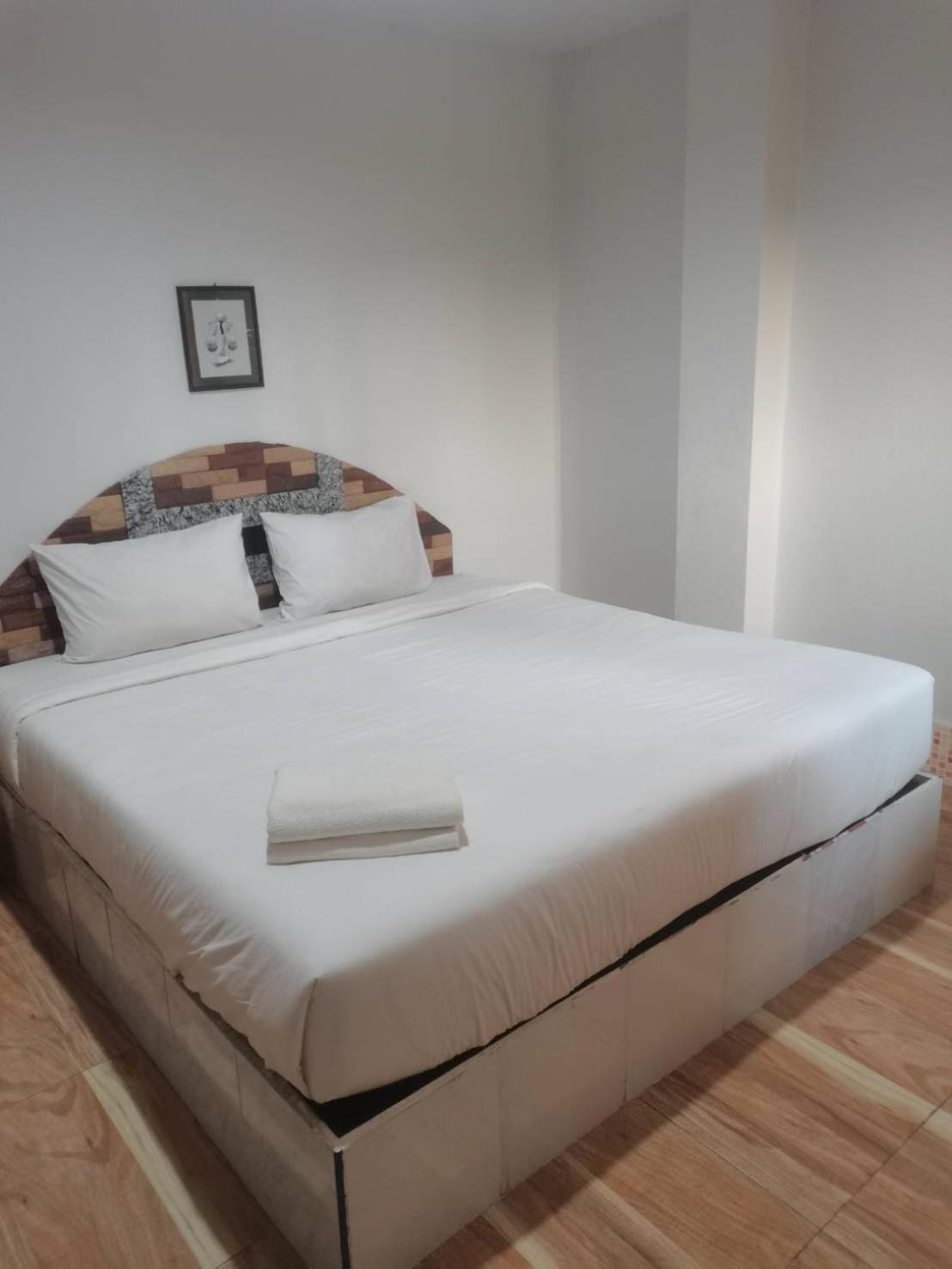 Kritshanajpr 3 K Hotel 2*