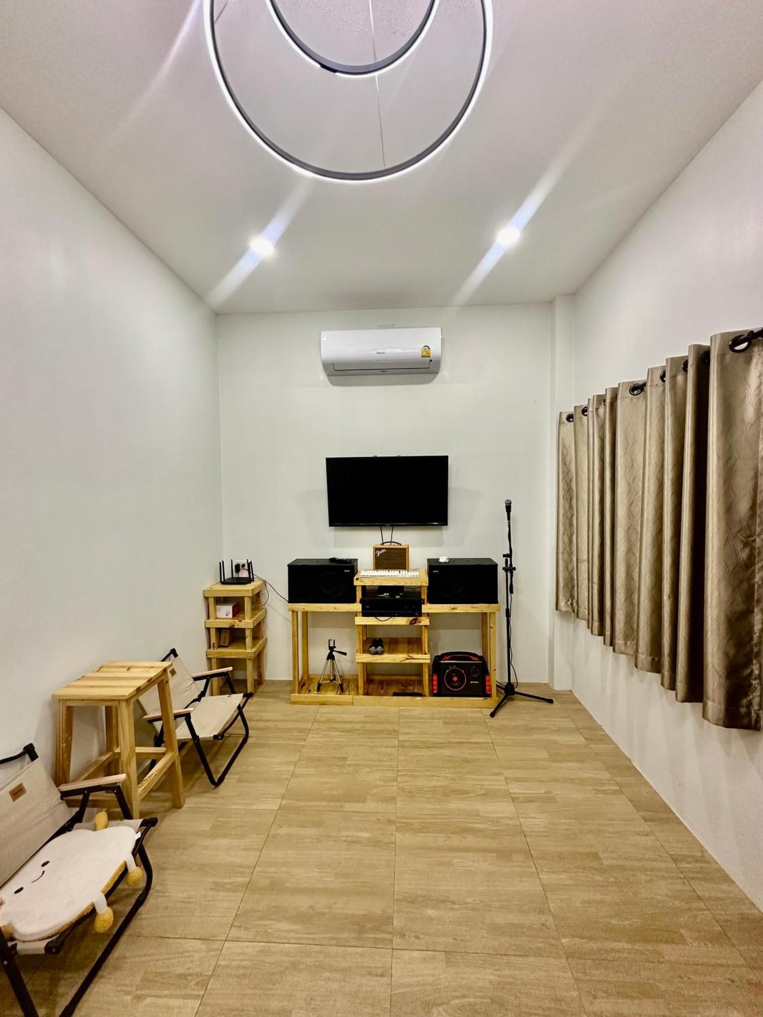 Villa Ksบ้านพักสัตหีบชลบุรี *