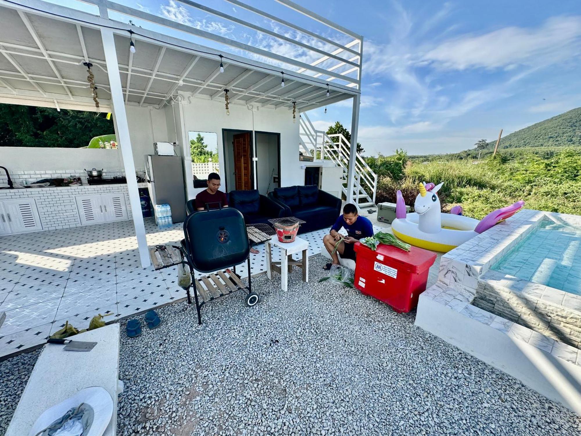 Villa Ksบ้านพักสัตหีบชลบุรี