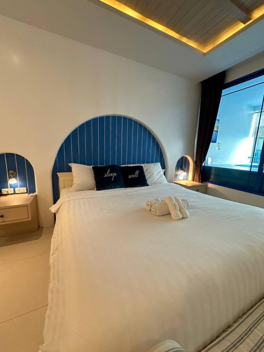 Costa & Jacuzzi Hotel