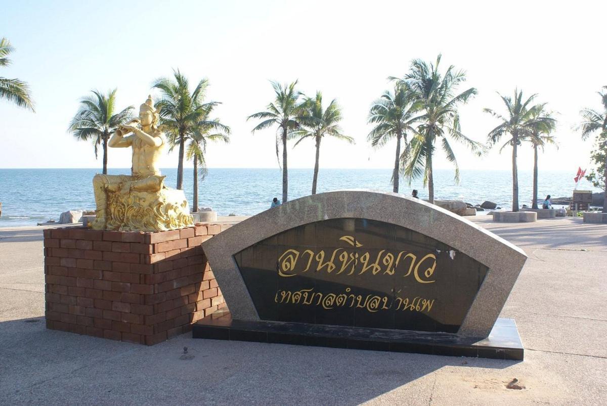Apartment Sammy Seaview: Beachfront Golden Elephant At Mae Ramphueng *