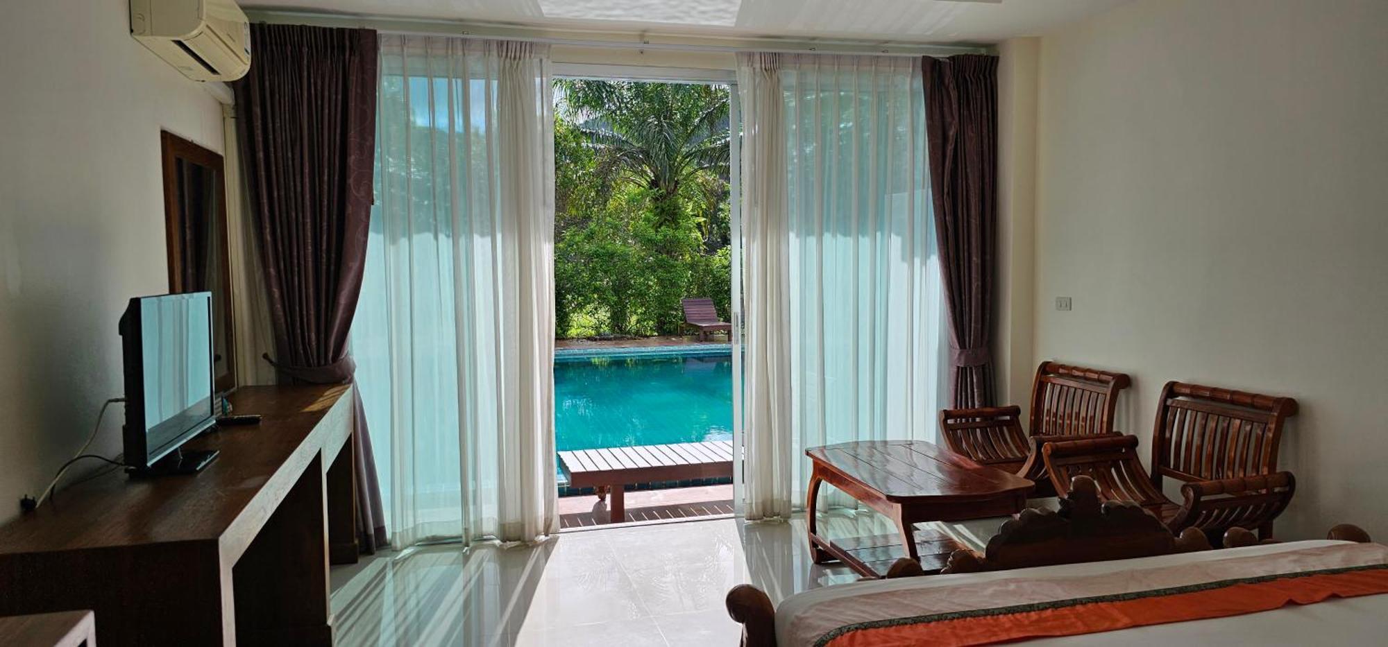 Hotel The Pano & Ao Nang