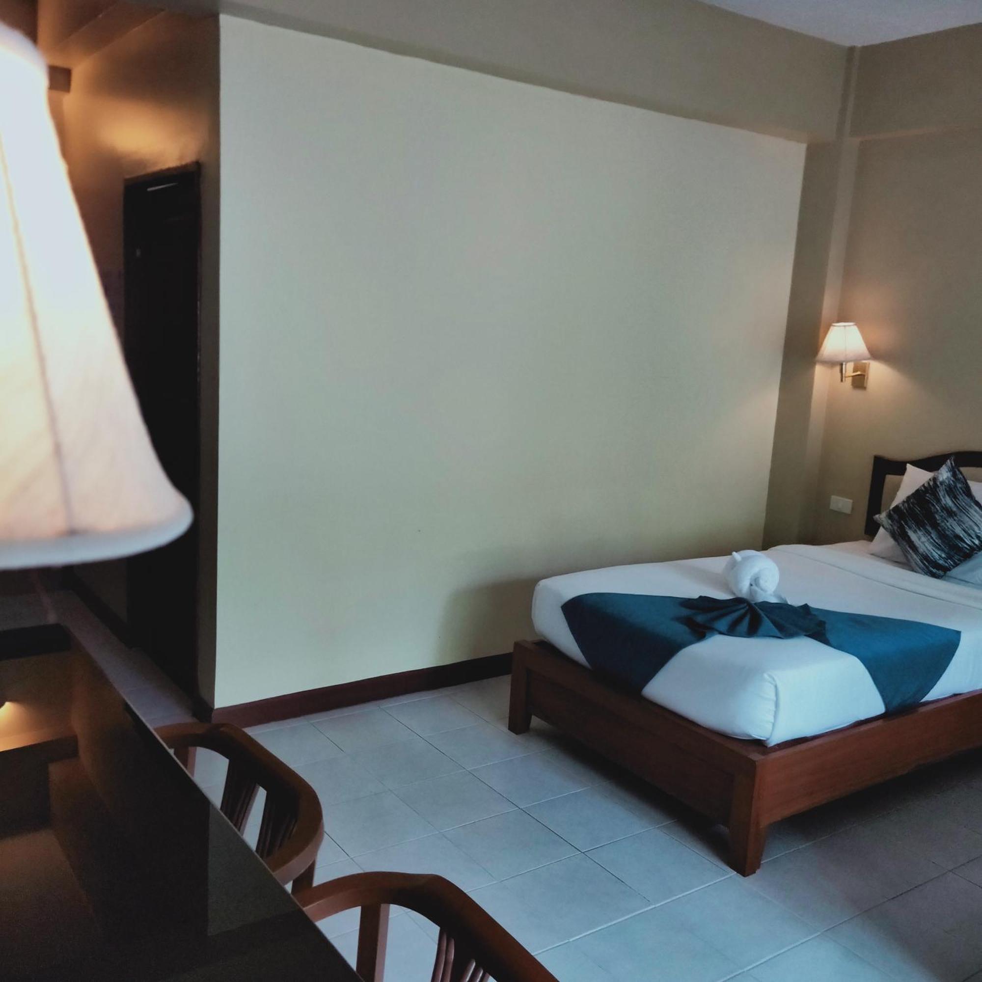 Lalisa Aonang Hotel 3*