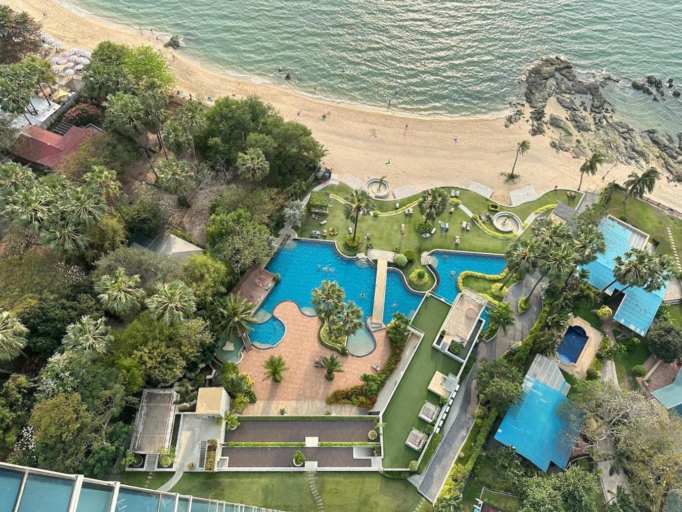 Apartment Oceanfront Luxury In With Private And Inifinity Pool - Not A 30 Day Minimum Pattaya