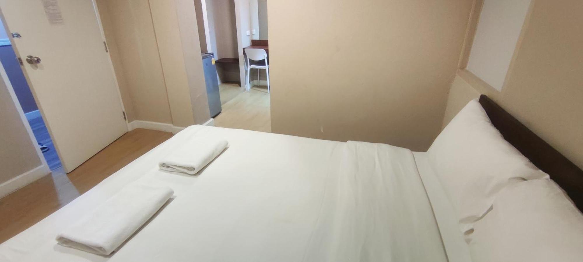 Hotel The Sea Bang Saen