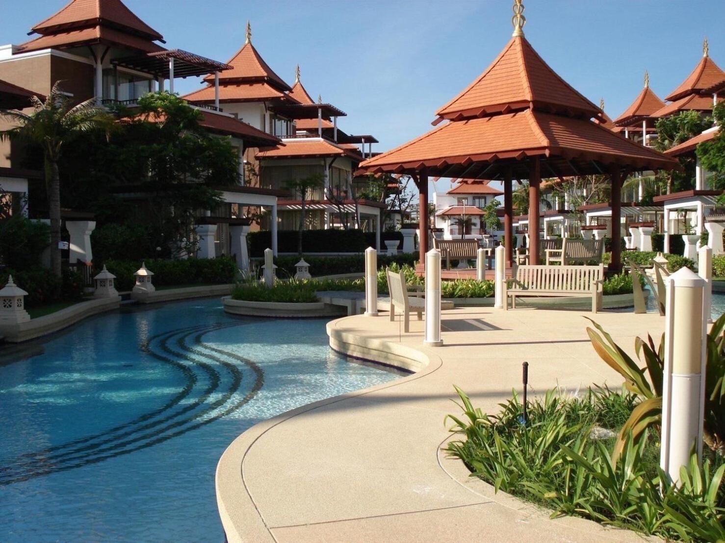 Boathouse Huahin Pool