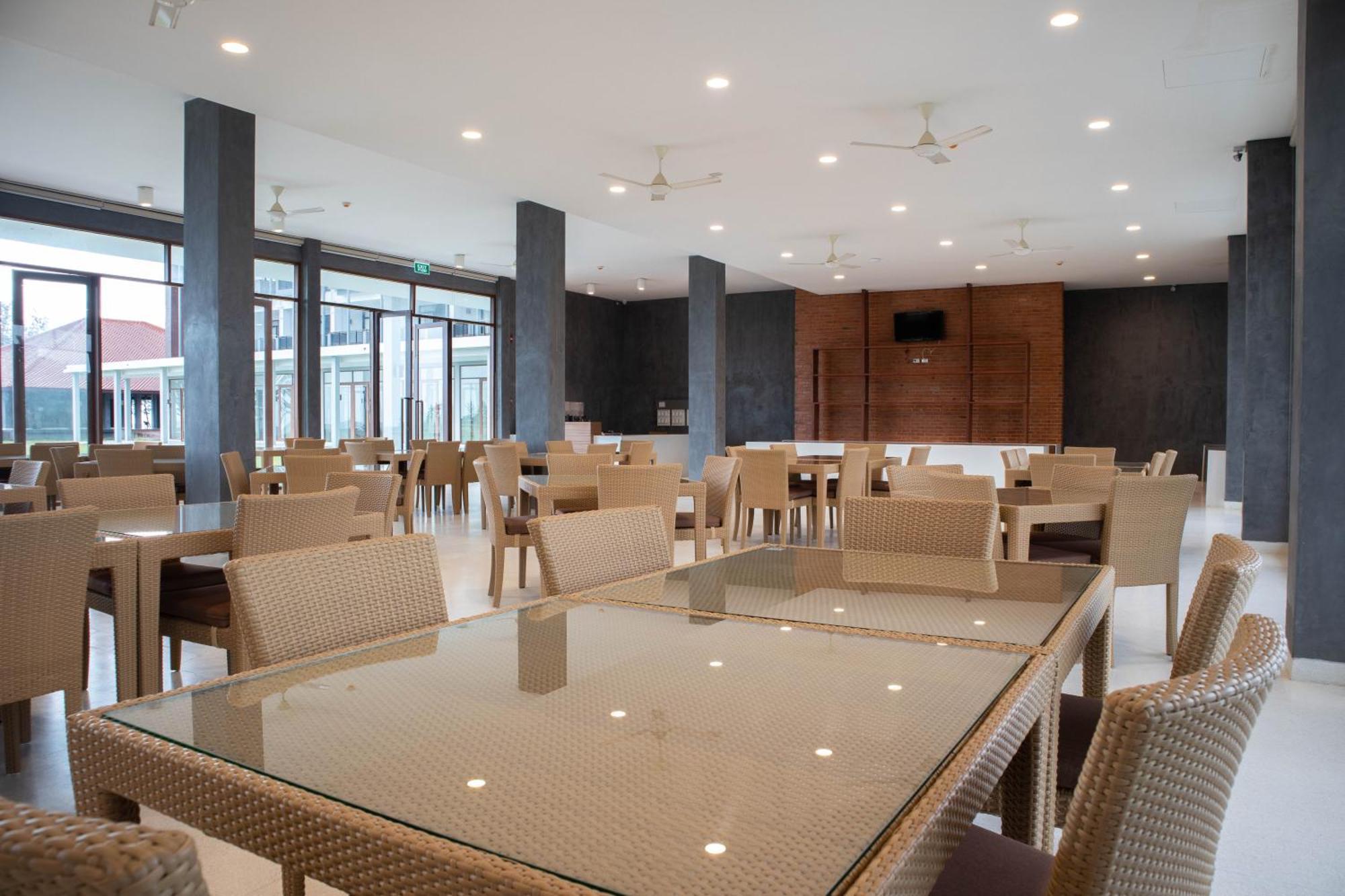 Sea Sun Hua Hin By Jc Kevin & Phetchaburi