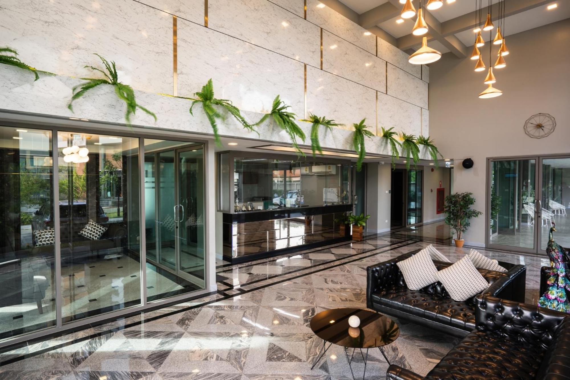 Onpa & Aparthotel Bang Saen