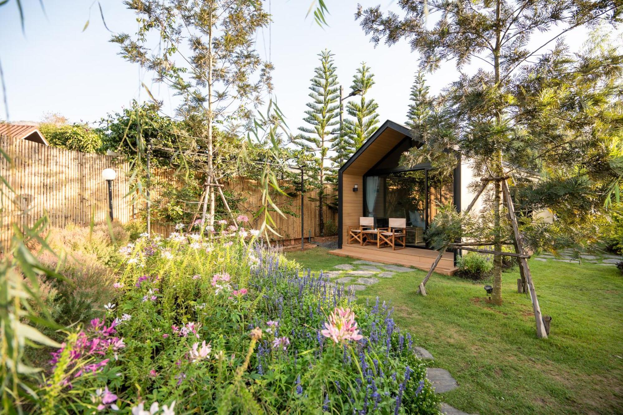 Thara Dara Khaoyai