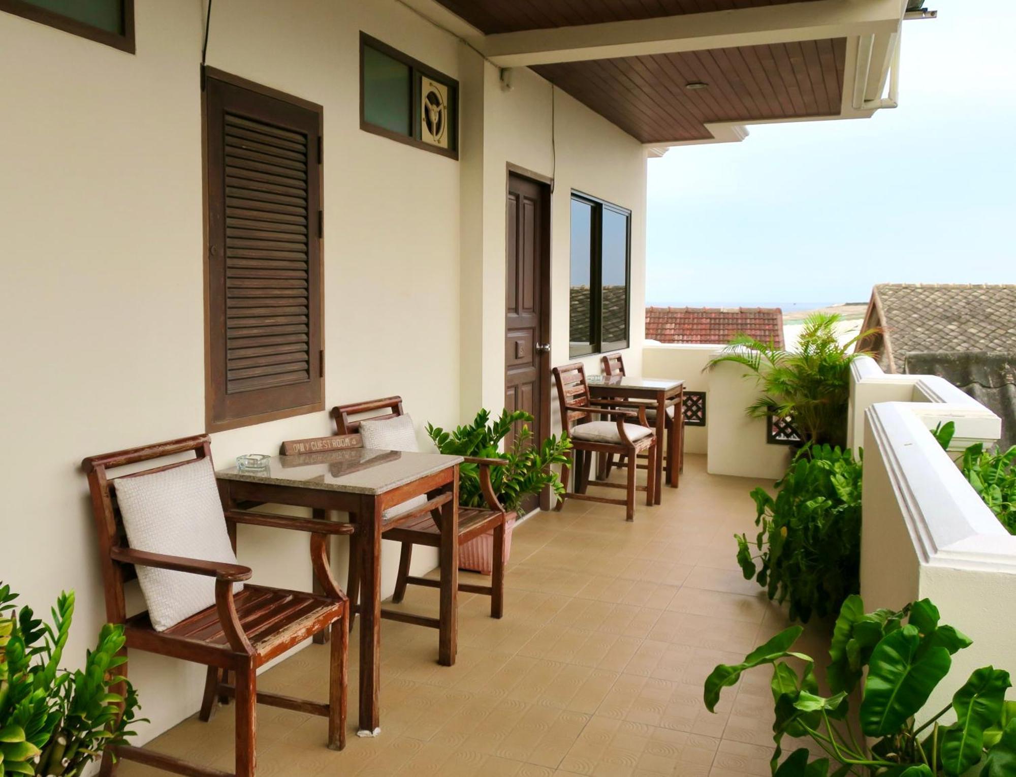 Fulay Hua Hin