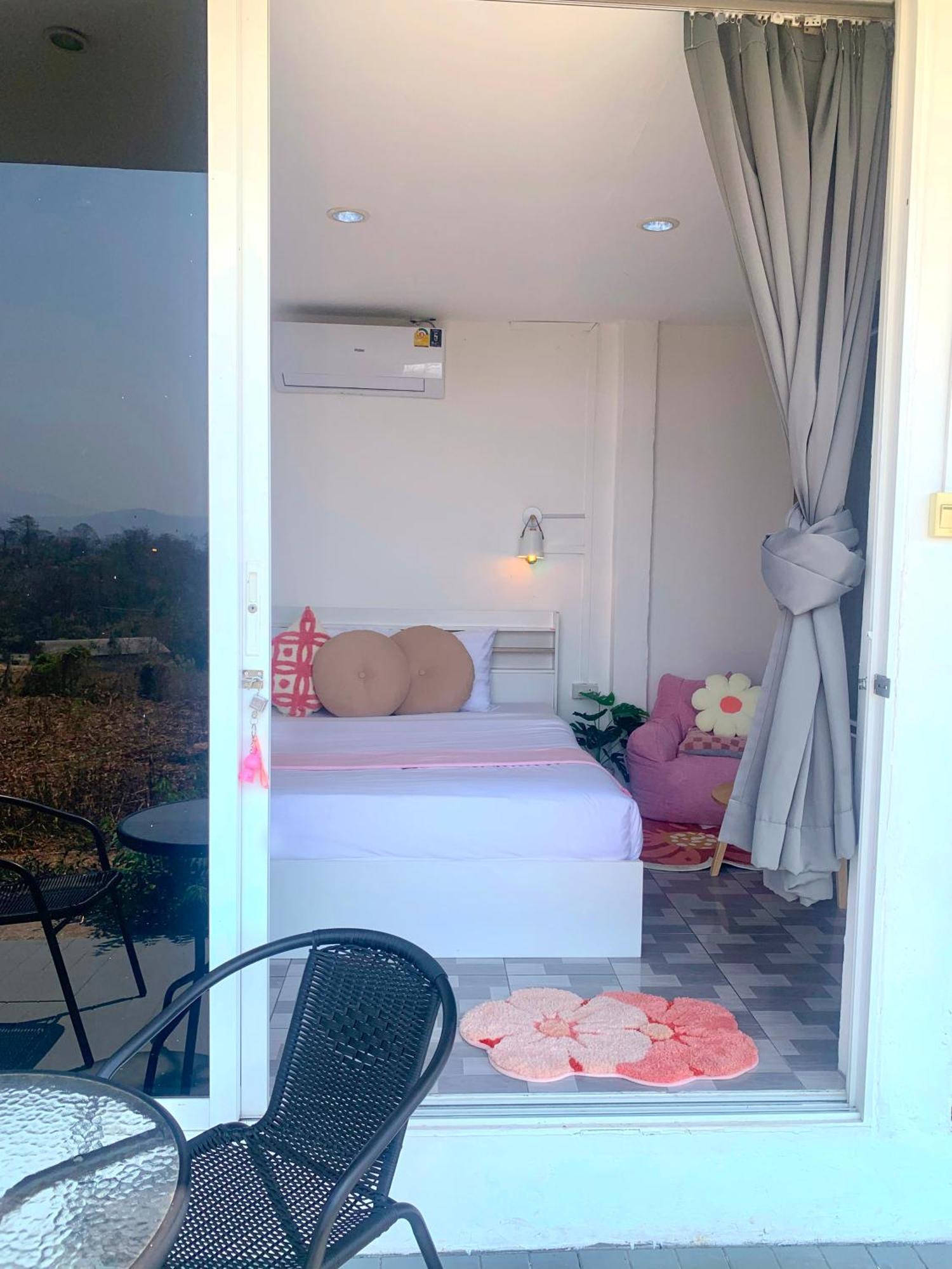 Albergue 17stories 1 Pai