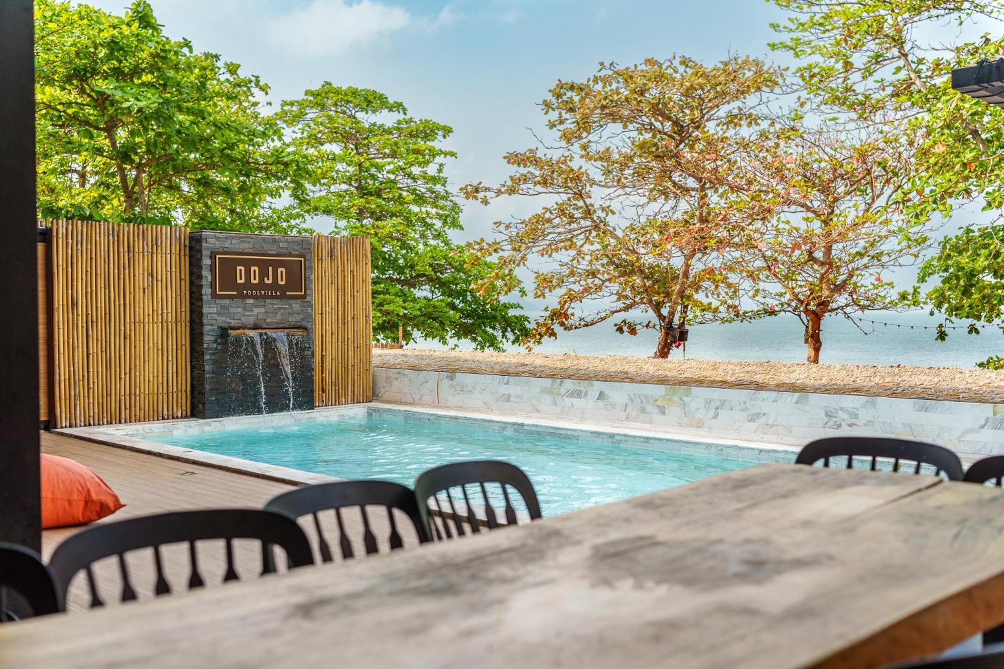Hotel Dojo Poolvilla - Private Villa-