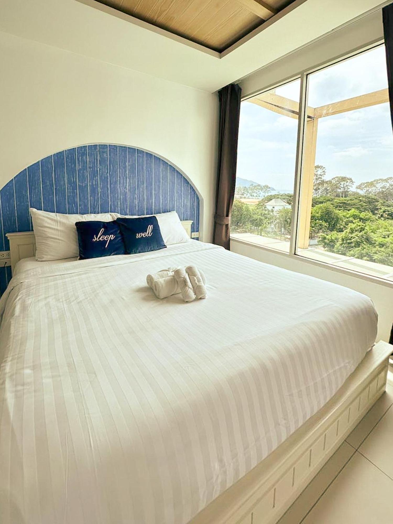 Costa & Jacuzzi Hotel