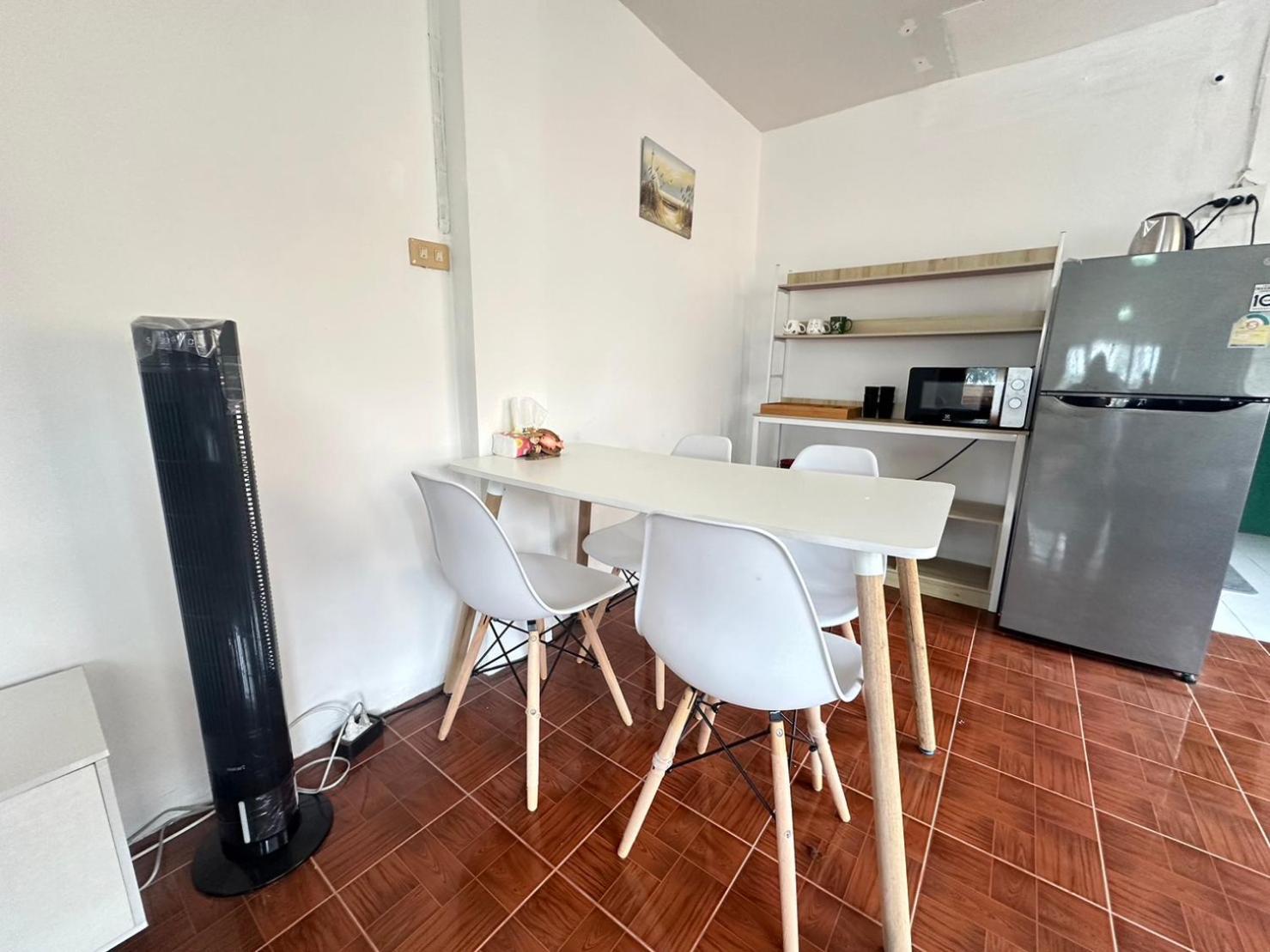 Beachfront Family Room, Relax & Sunbathe 5 Guests