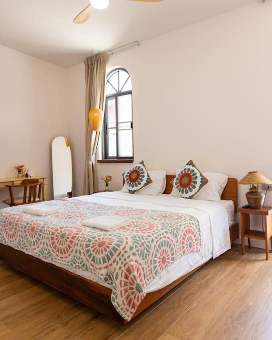 Seasalt Beachfront Home, Private Pool, 2 Bedroom House Chaloklum