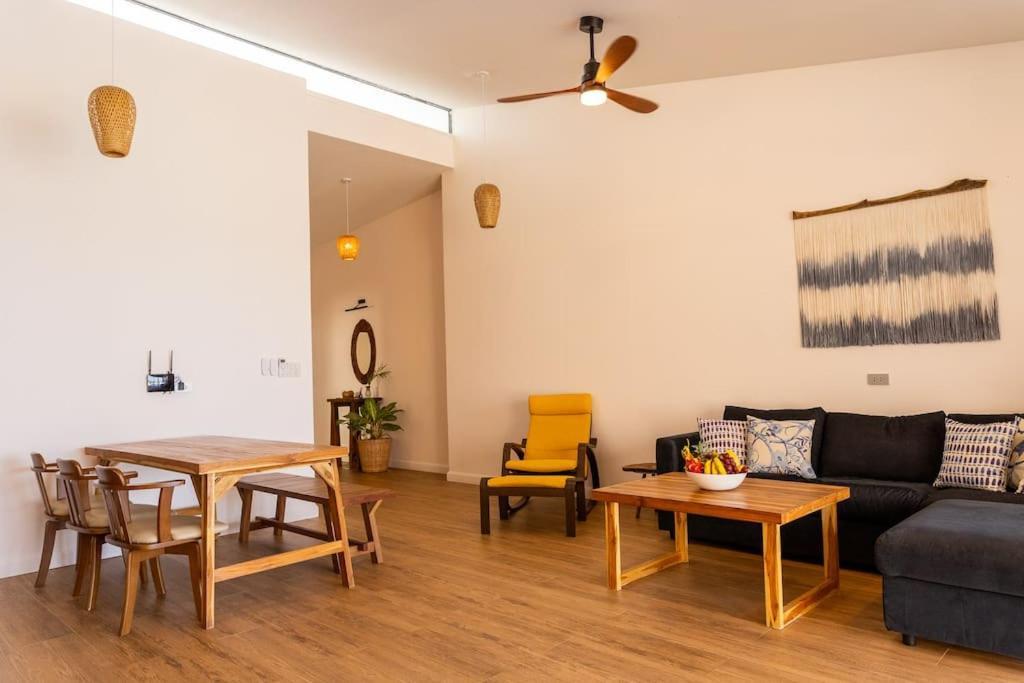 Holiday home Seasalt Beachfront Home, Private Pool, 2 Bedroom House