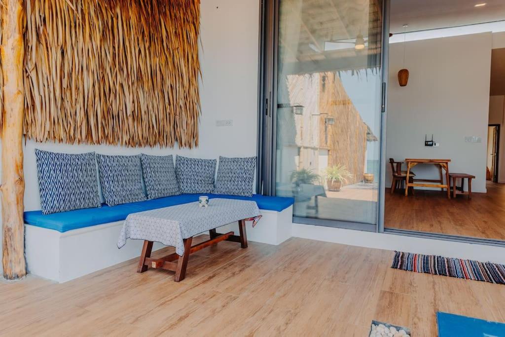 Seasalt Beachfront Home, Private Pool, 2 Bedroom House Holiday home Chaloklum