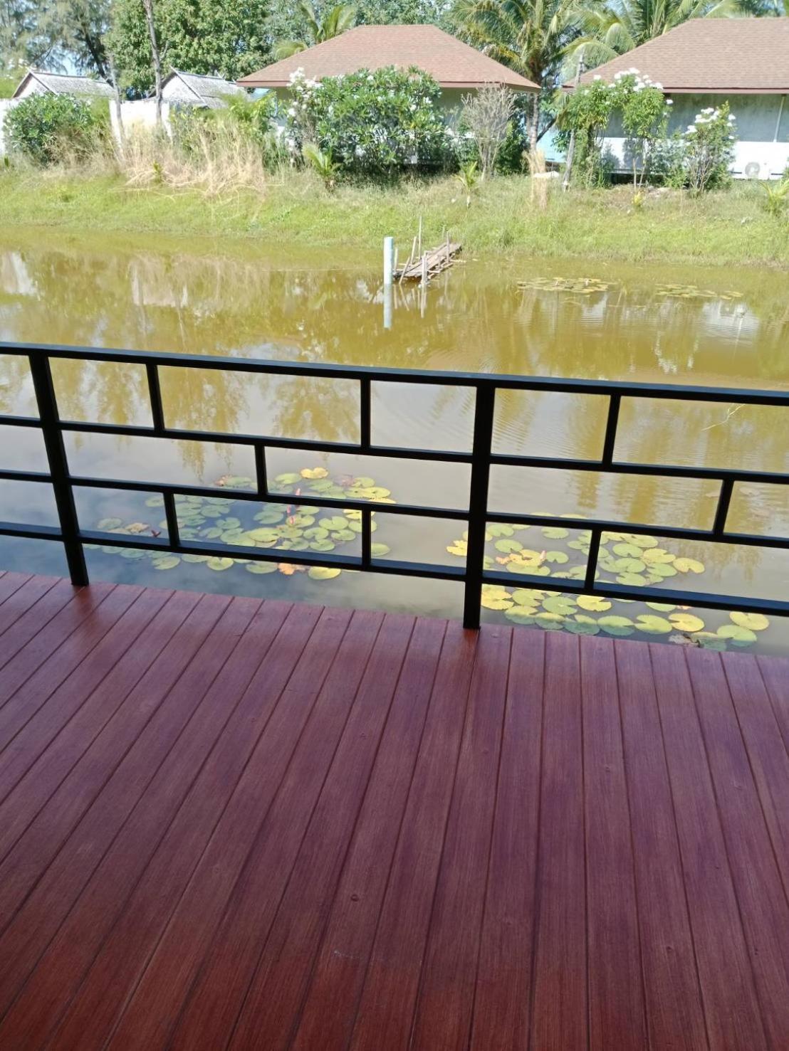 Hotel Koh Yao Front